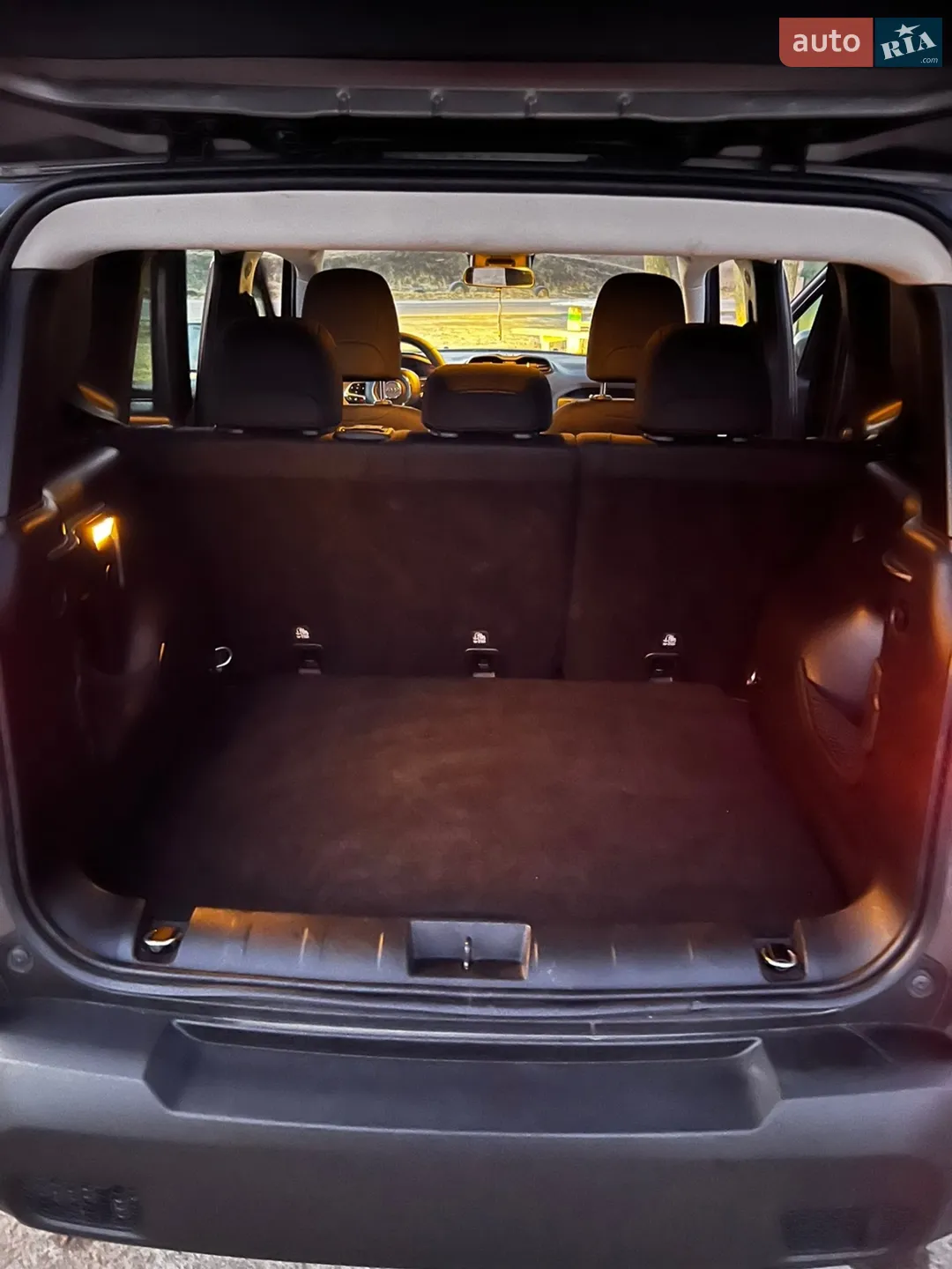 2019 Jeep Renegade - мініатюра 13