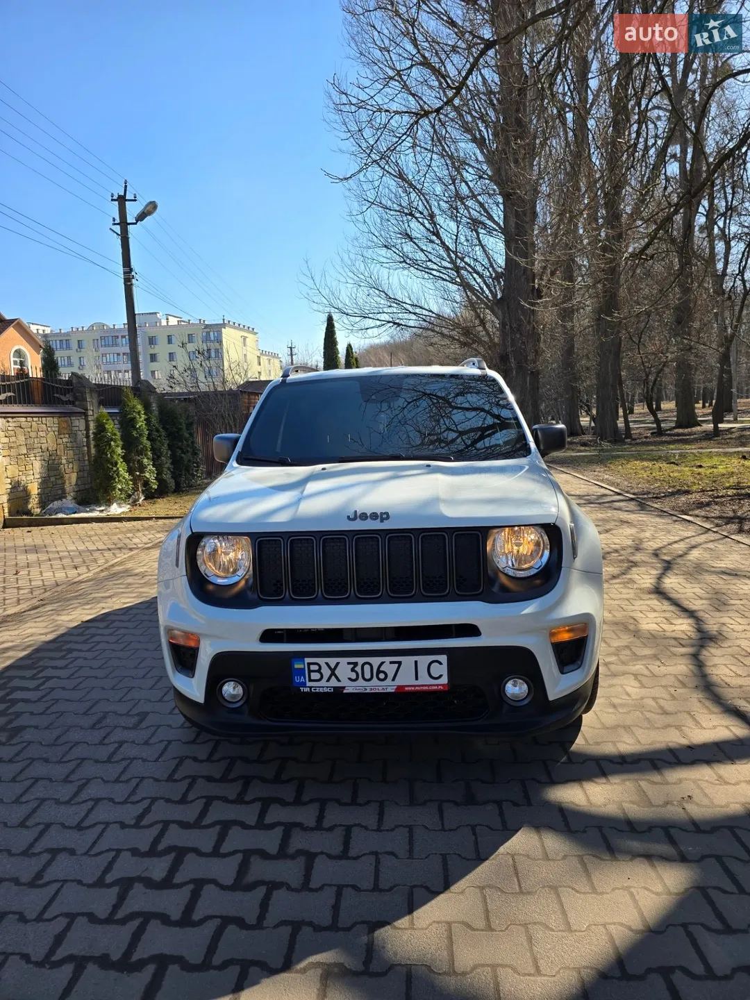 2020 Jeep Renegade - фото 1