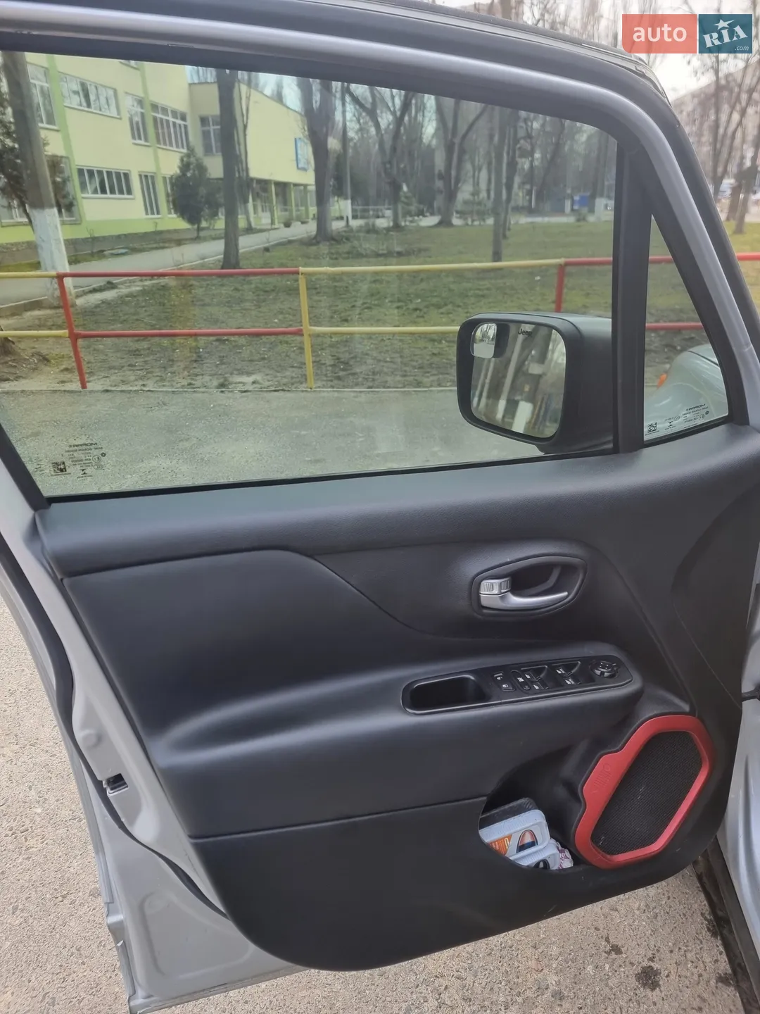 2018 Jeep Renegade - мініатюра 20