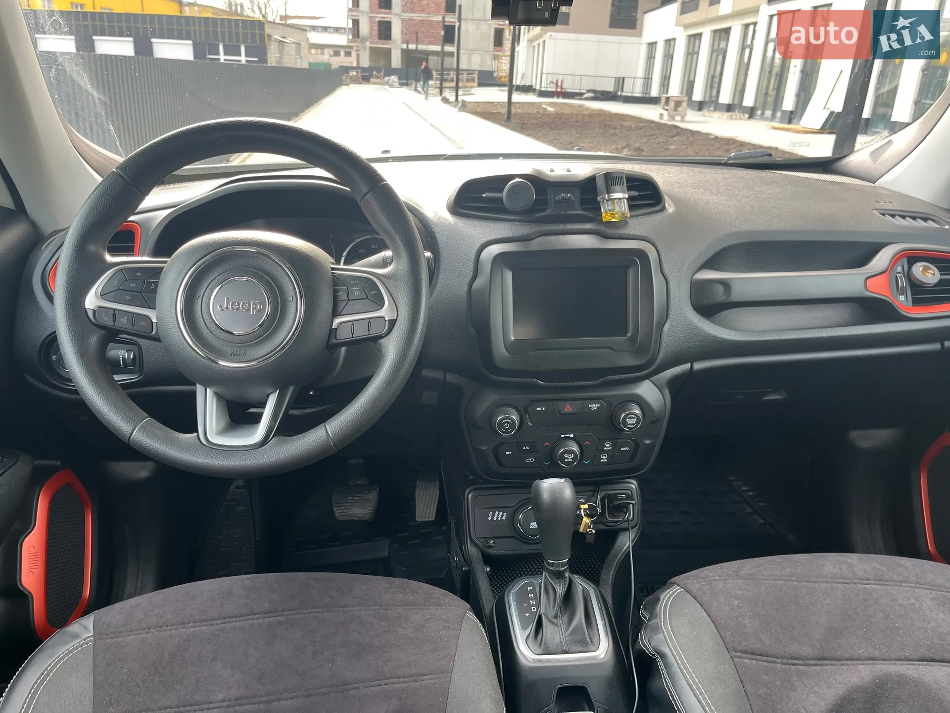 2018 Jeep Renegade - мініатюра 14