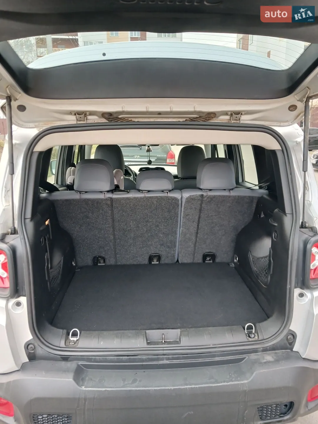 2019 Jeep Renegade - мініатюра 12