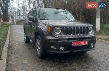 Позашляховик / Кросовер Jeep Renegade 2020 в Чернівцях