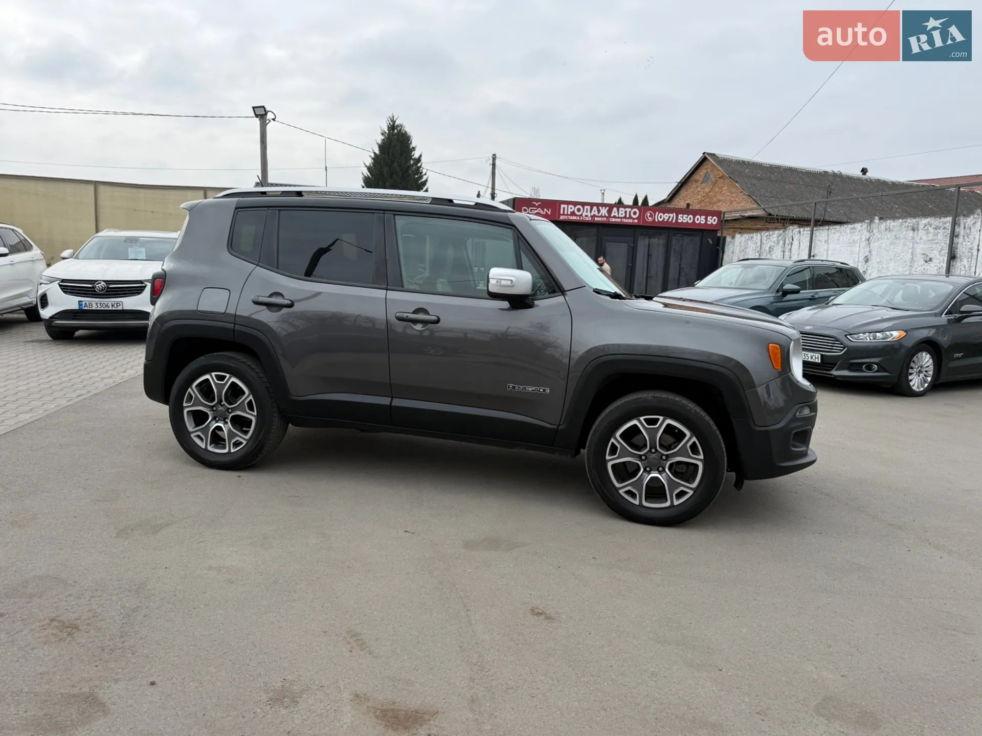 2016 Jeep Renegade - мініатюра 4