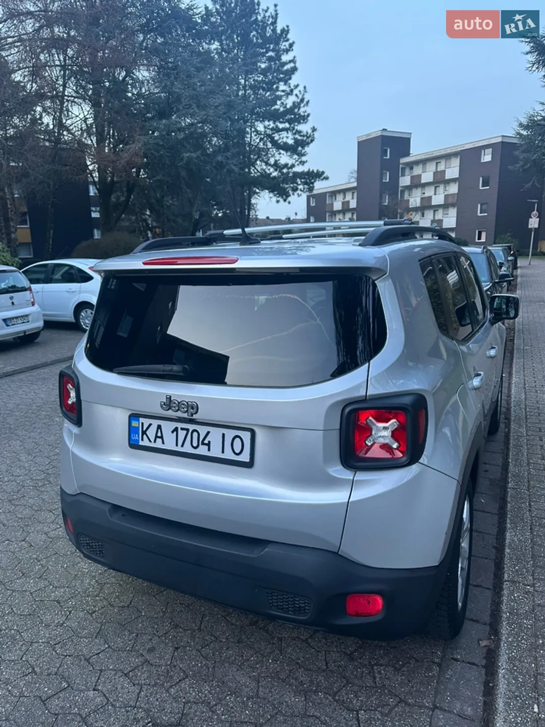 2016 Jeep Renegade - мініатюра 3
