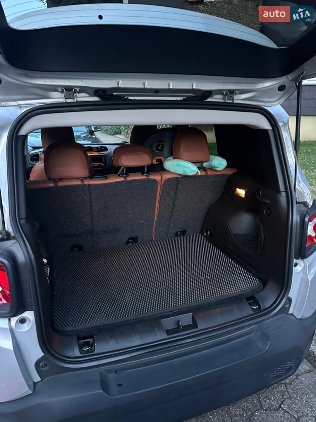 2016 Jeep Renegade - мініатюра 17