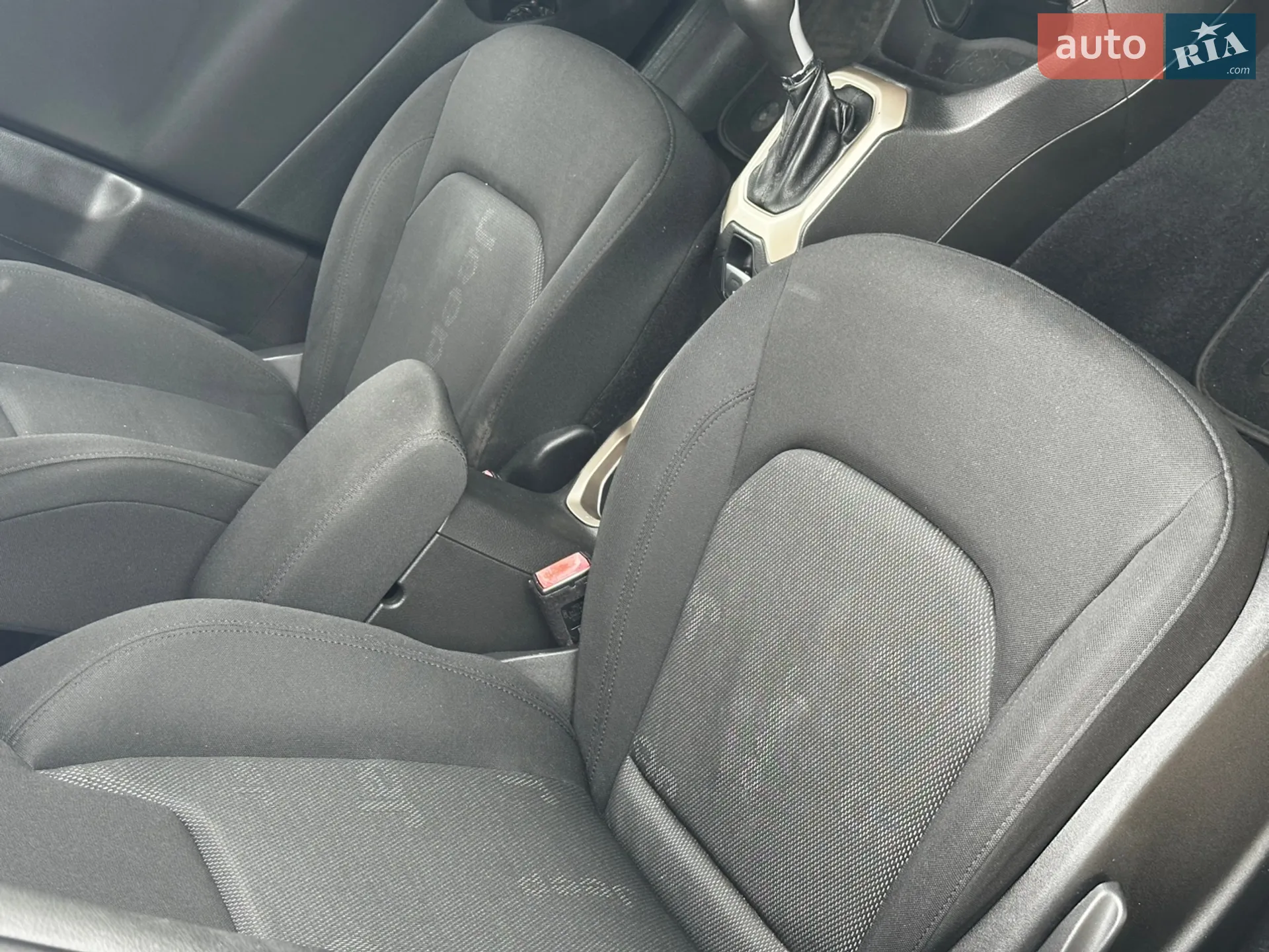 2016 Jeep Renegade - мініатюра 20