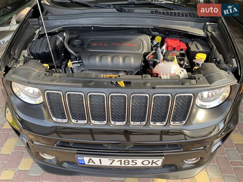 Внедорожник / Кроссовер Jeep Renegade 2019 в Киеве