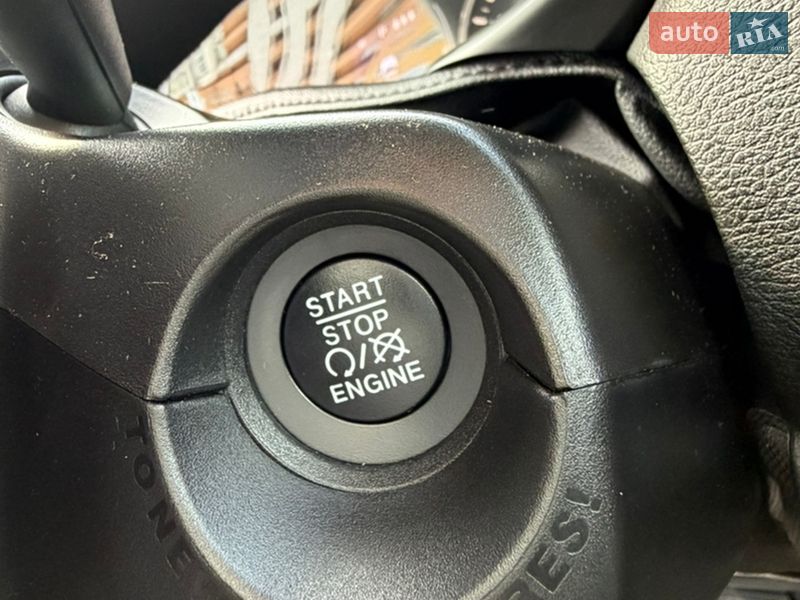 Внедорожник / Кроссовер Jeep Renegade 2019 в Киеве