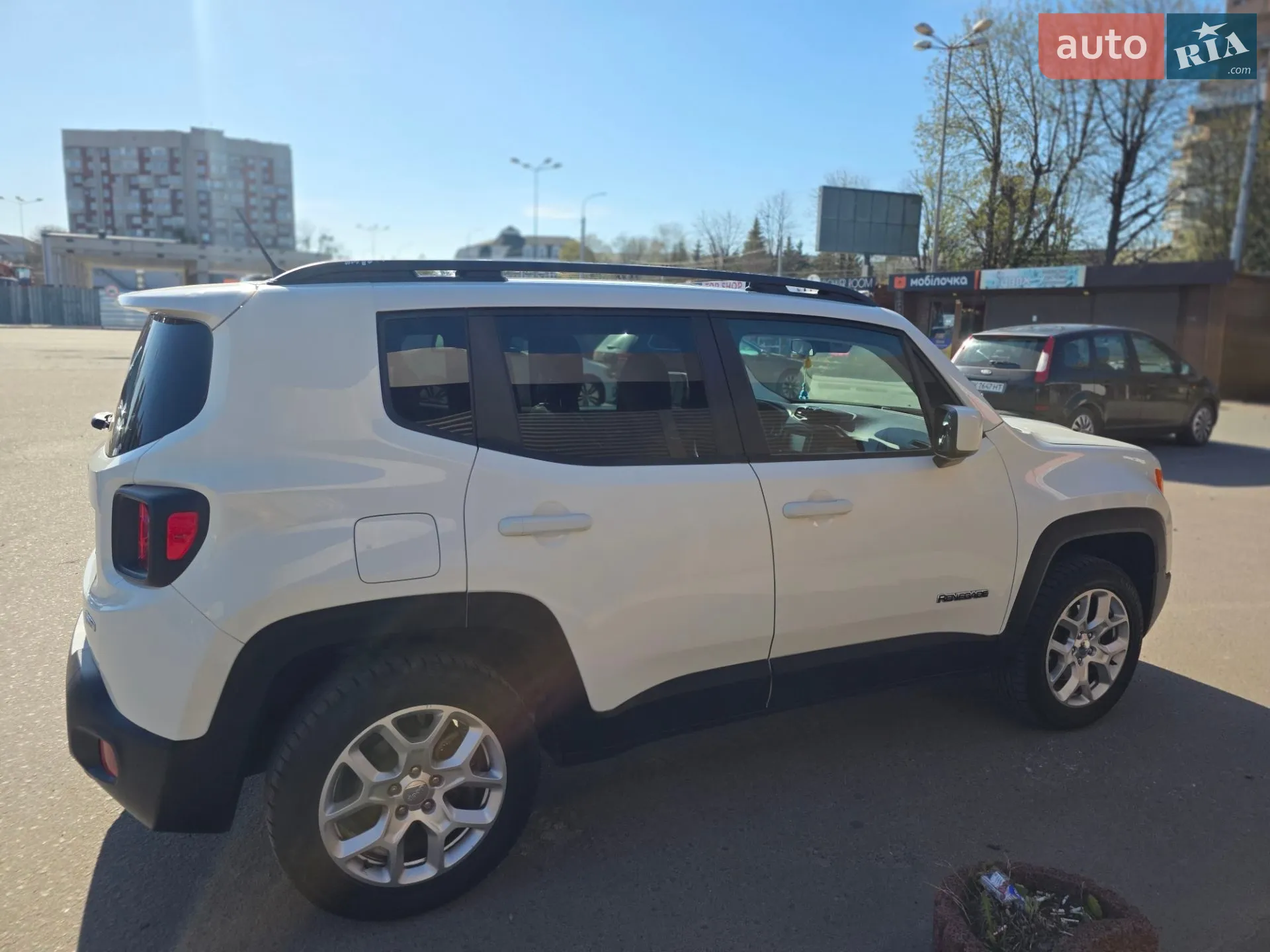 2017 Jeep Renegade - мініатюра 4