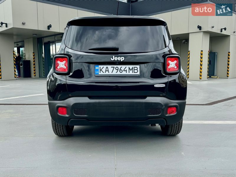 Внедорожник / Кроссовер Jeep Renegade 2016 в Киеве