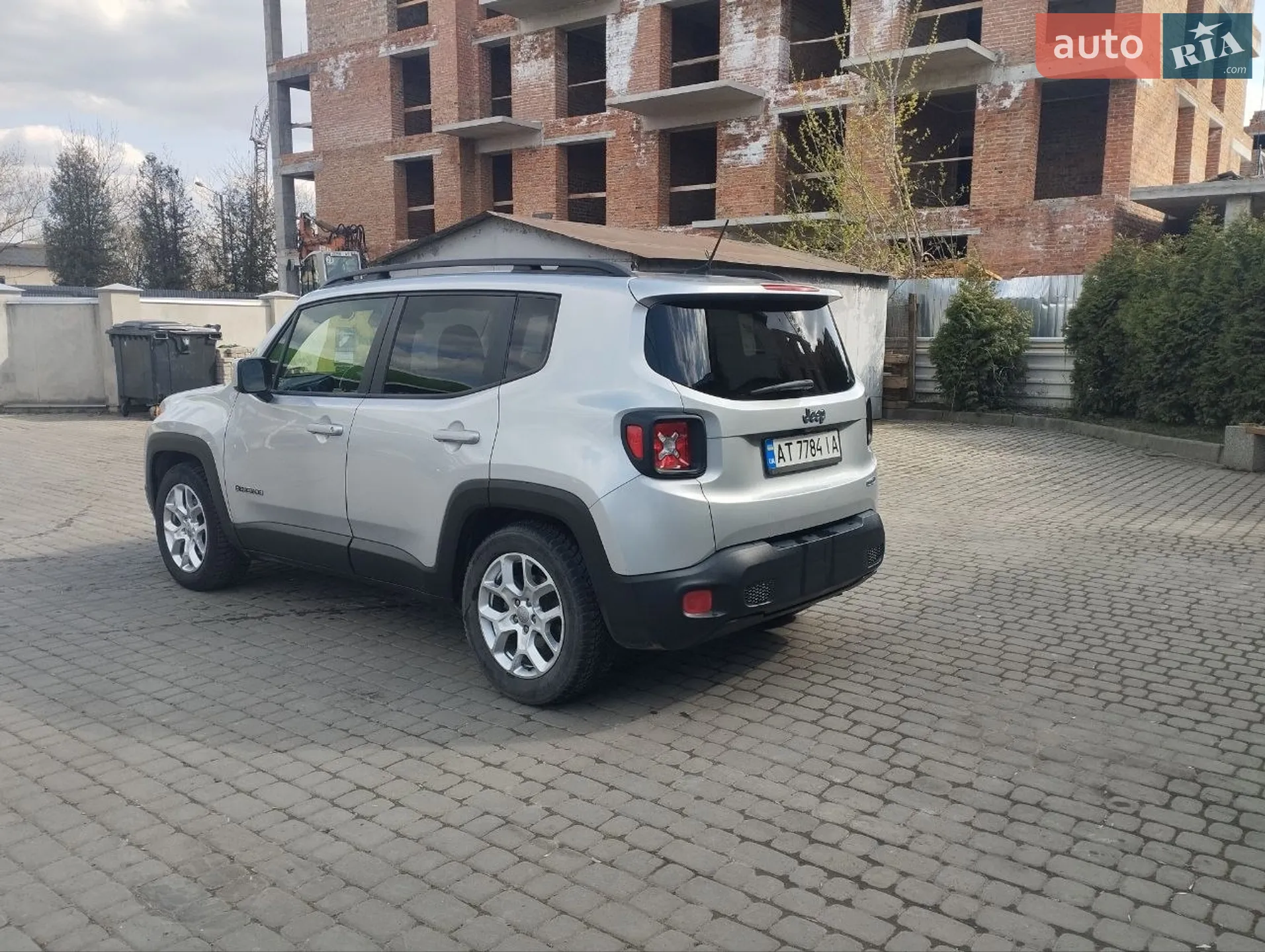 2017 Jeep Renegade - мініатюра 8
