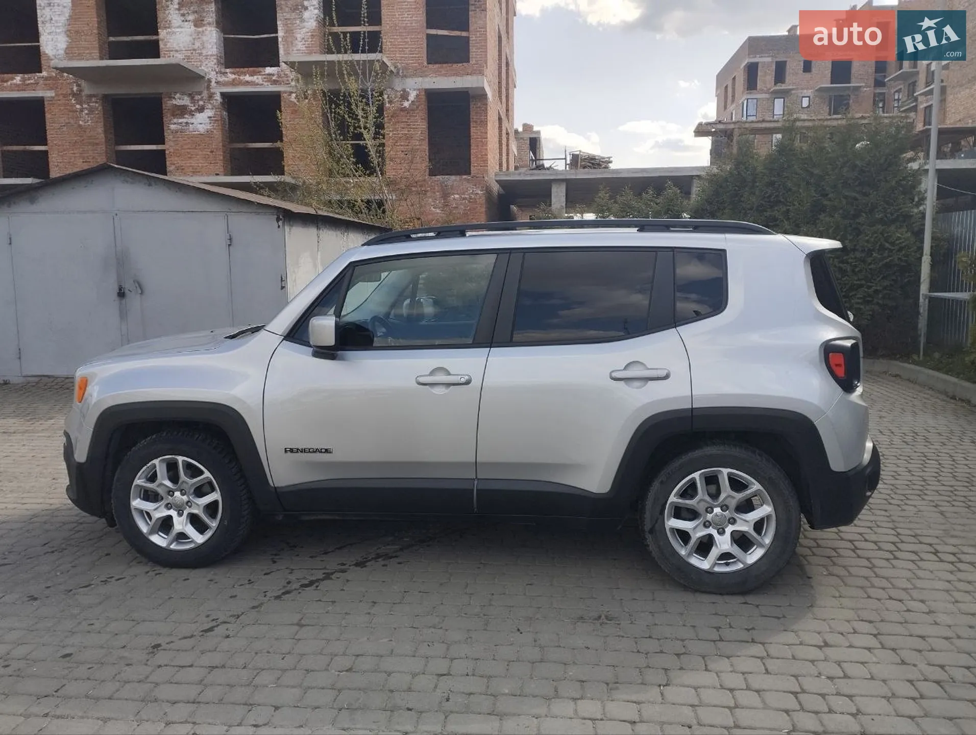 2017 Jeep Renegade - мініатюра 9