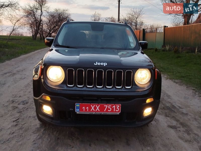 Внедорожник / Кроссовер Jeep Renegade 2016 в Ружине