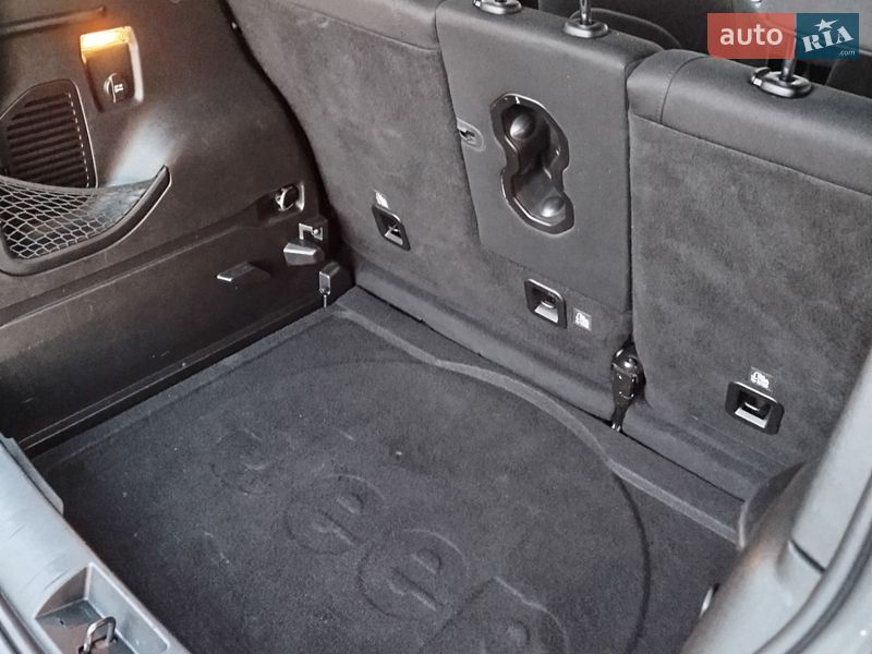 Внедорожник / Кроссовер Jeep Renegade 2016 в Ружине