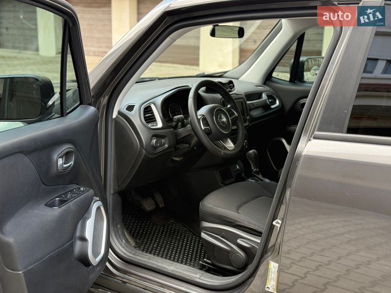 Позашляховик / Кросовер Jeep Renegade 2017 в Києві