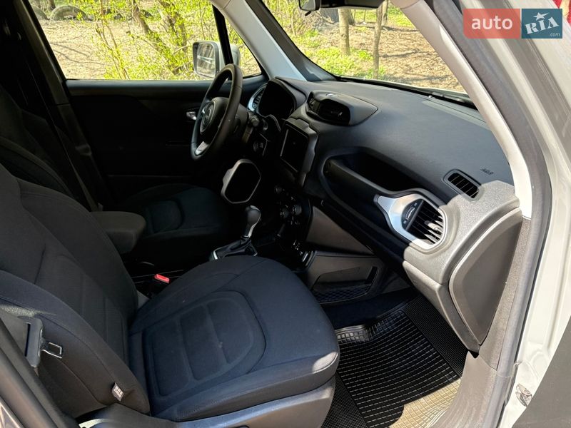 Внедорожник / Кроссовер Jeep Renegade 2019 в Киеве фото 14 Внедорожник / Кроссовер Jeep Renegade 2019 в Киеве