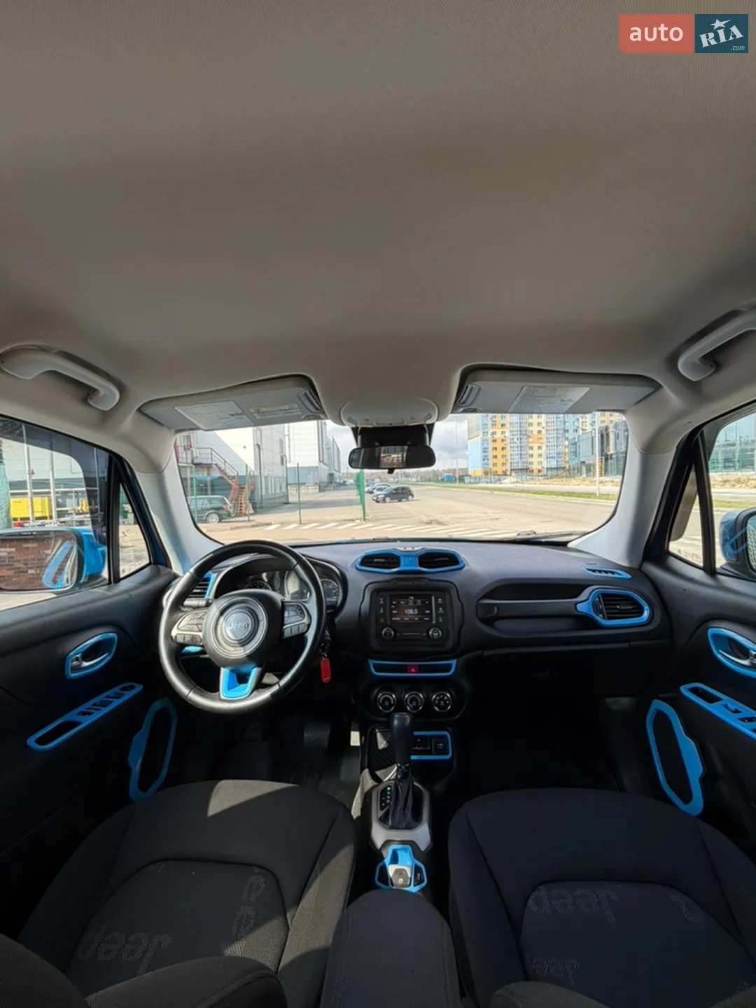 2015 Jeep Renegade - мініатюра 14