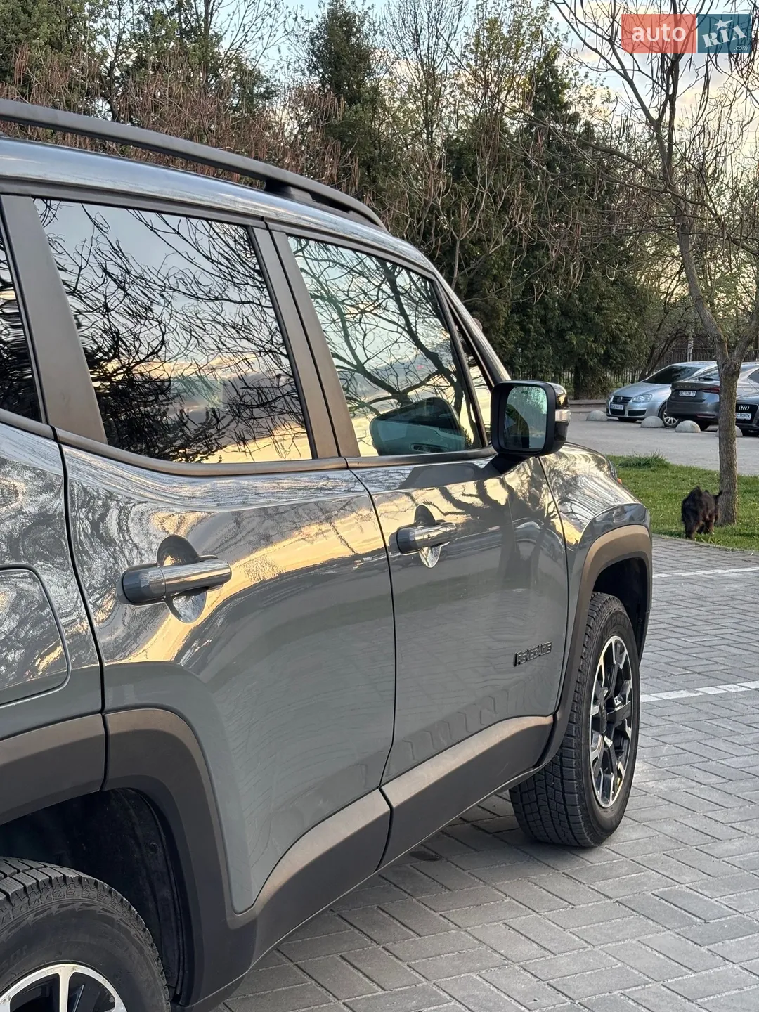2023 Jeep Renegade - мініатюра 3