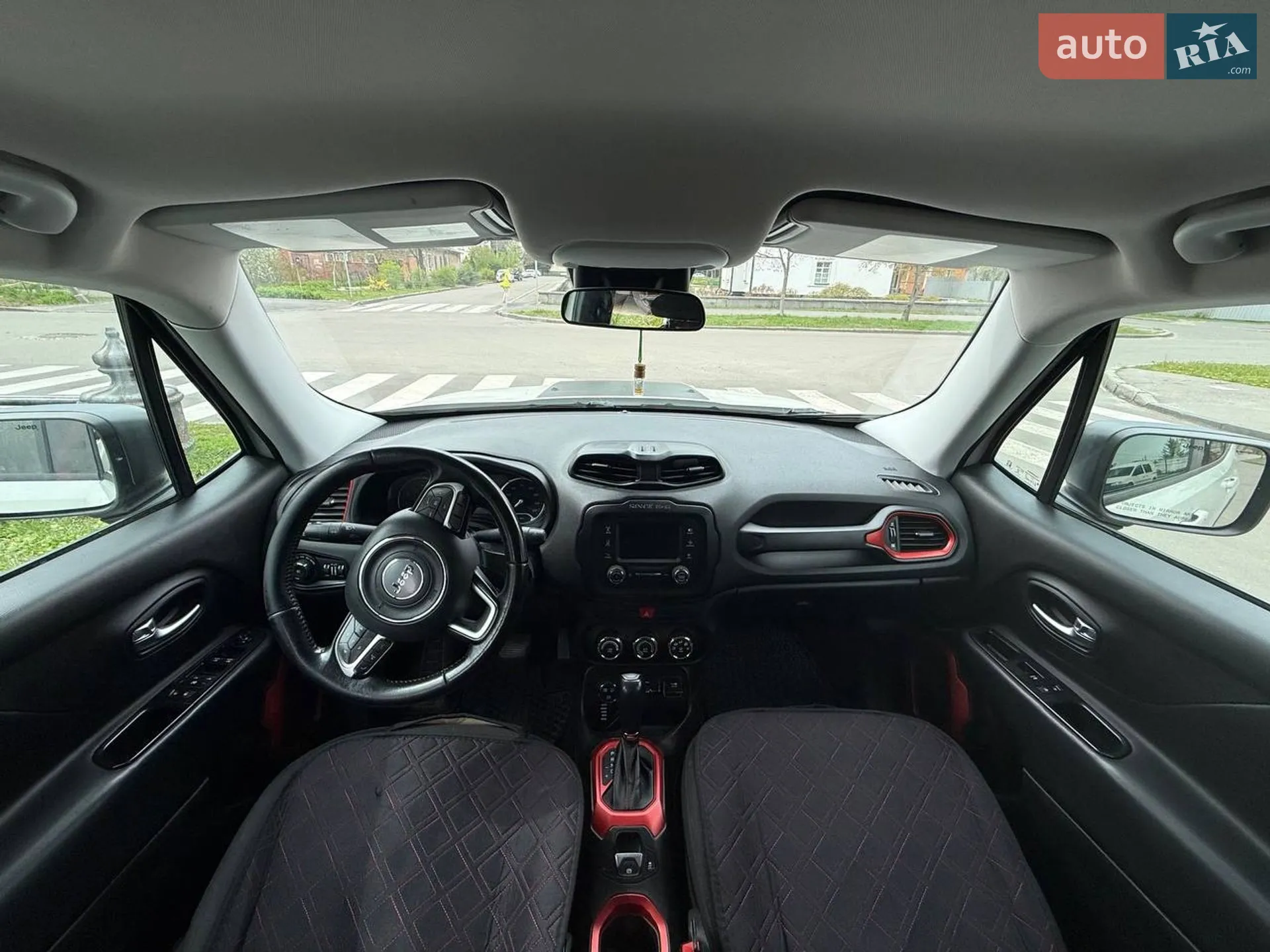 2016 Jeep Renegade - мініатюра 9