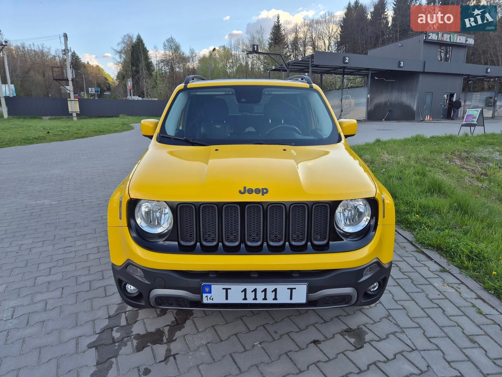 2016 Jeep Renegade - мініатюра 3