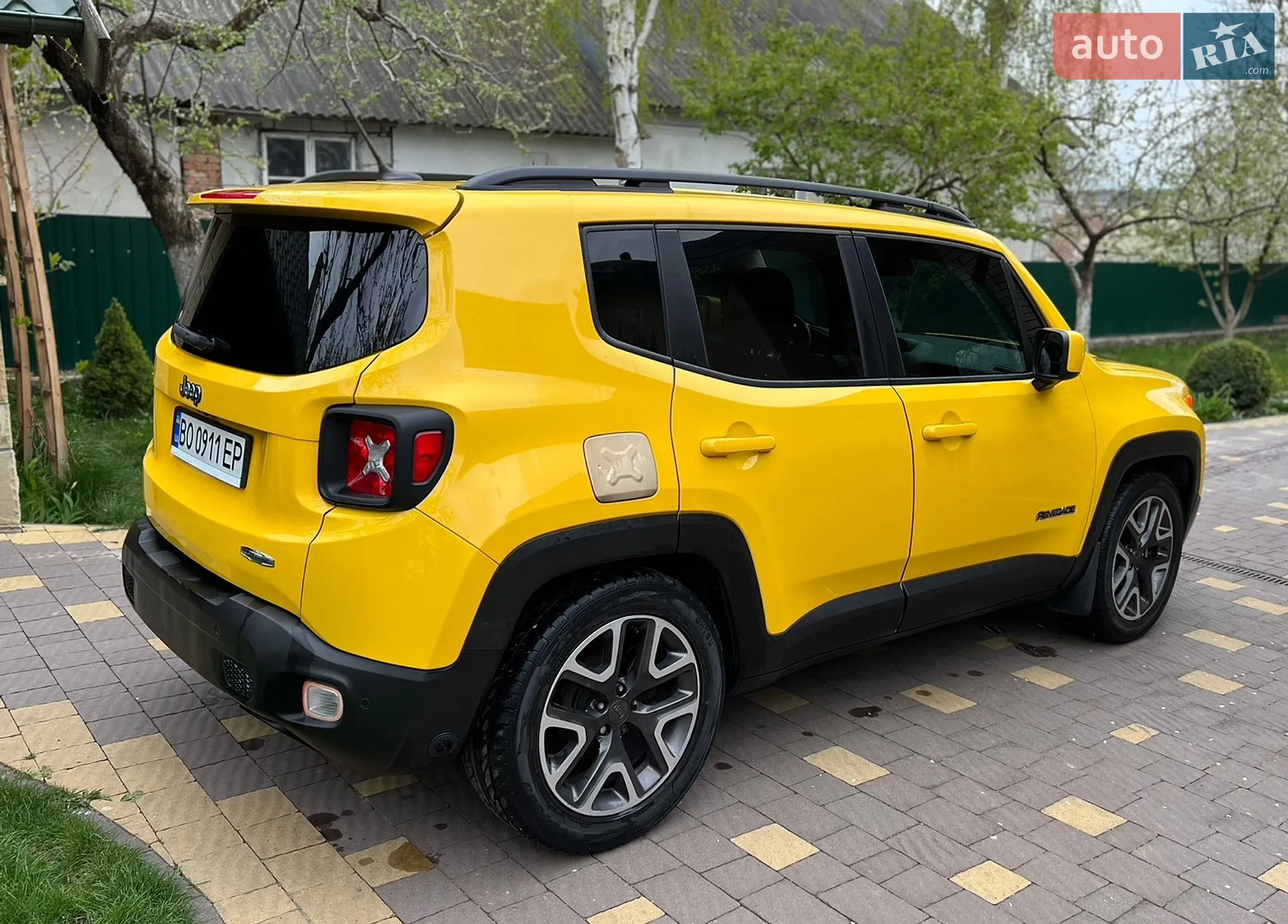 2017 Jeep Renegade - мініатюра 3