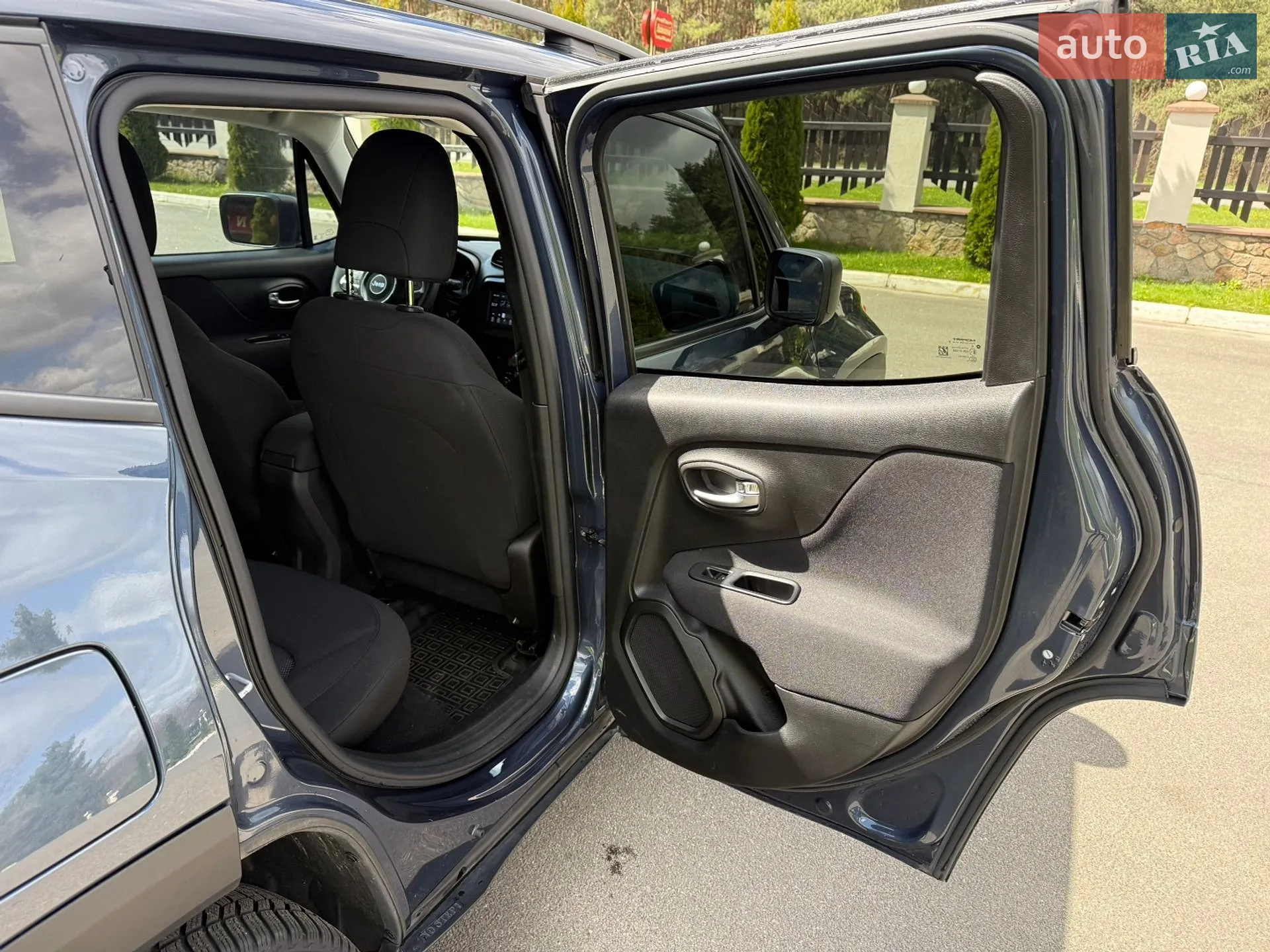 2021 Jeep Renegade - мініатюра 28