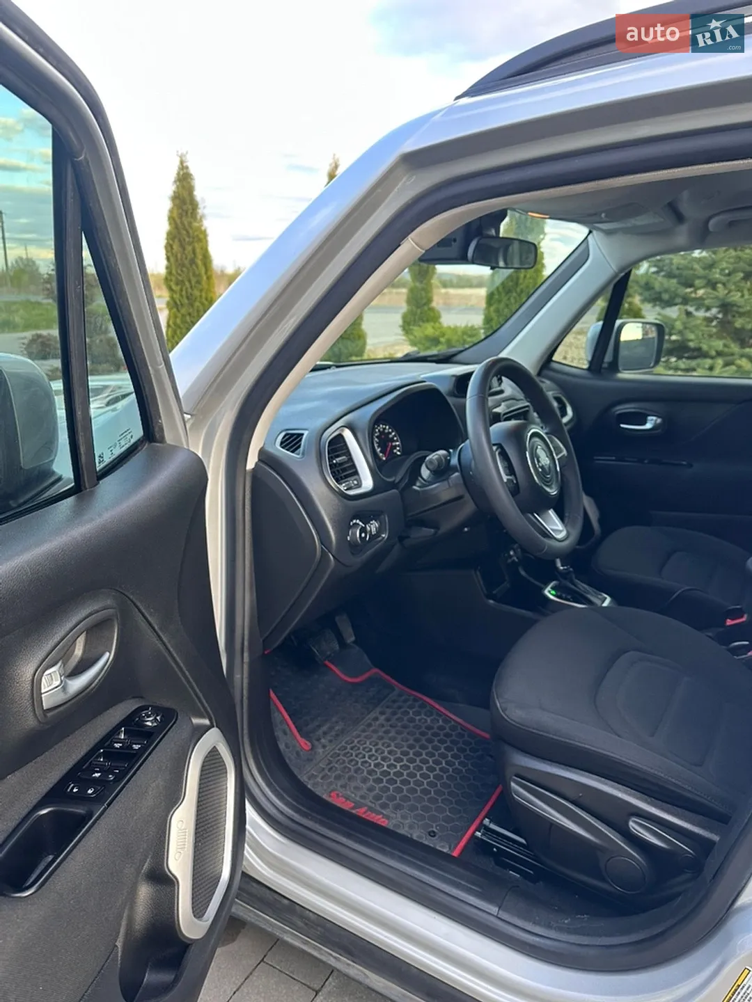 2020 Jeep Renegade - мініатюра 20