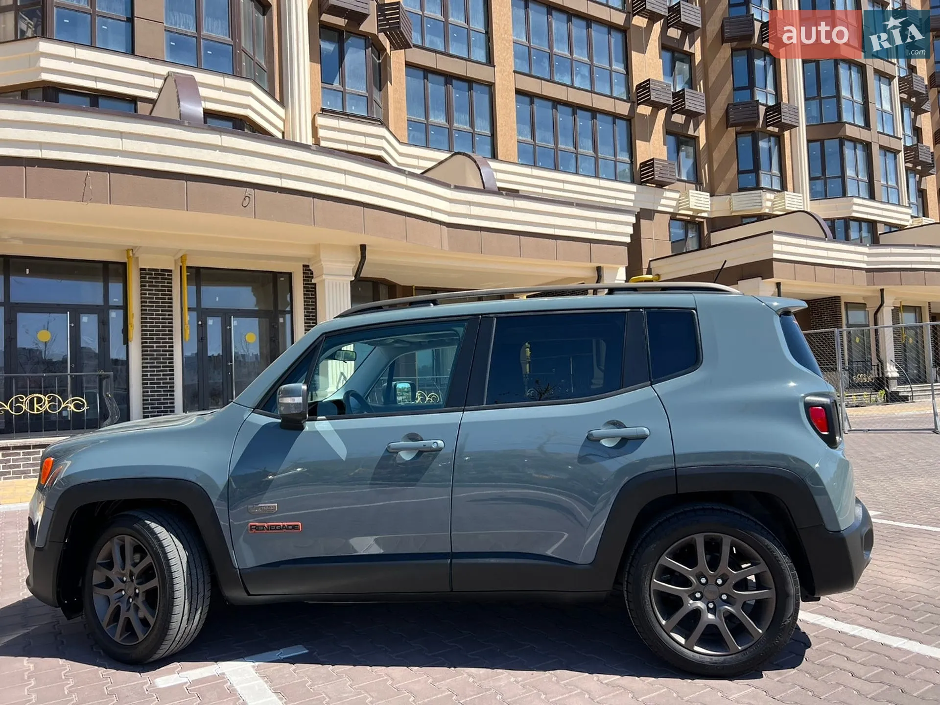 2016 Jeep Renegade - мініатюра 43