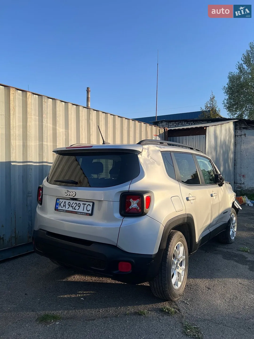 2015 Jeep Renegade - мініатюра 23