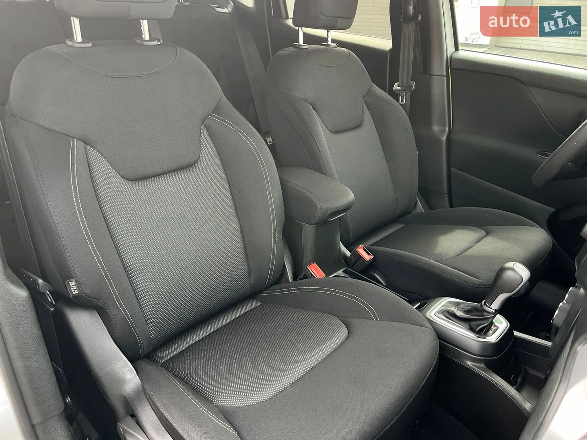 2020 Jeep Renegade - мініатюра 55