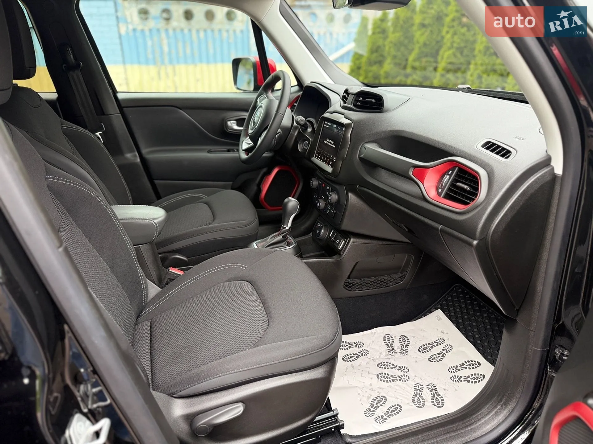 2023 Jeep Renegade - мініатюра 13