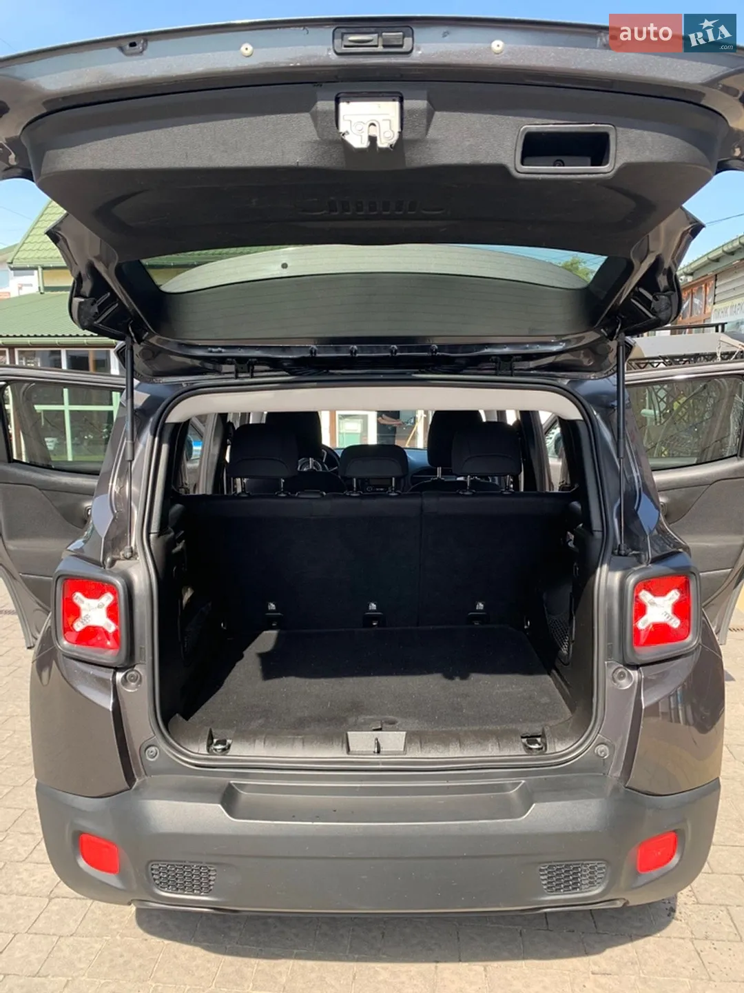 2017 Jeep Renegade - мініатюра 35