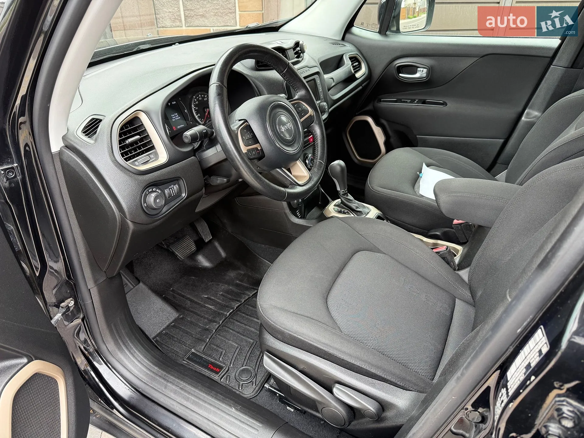 2016 Jeep Renegade - мініатюра 22