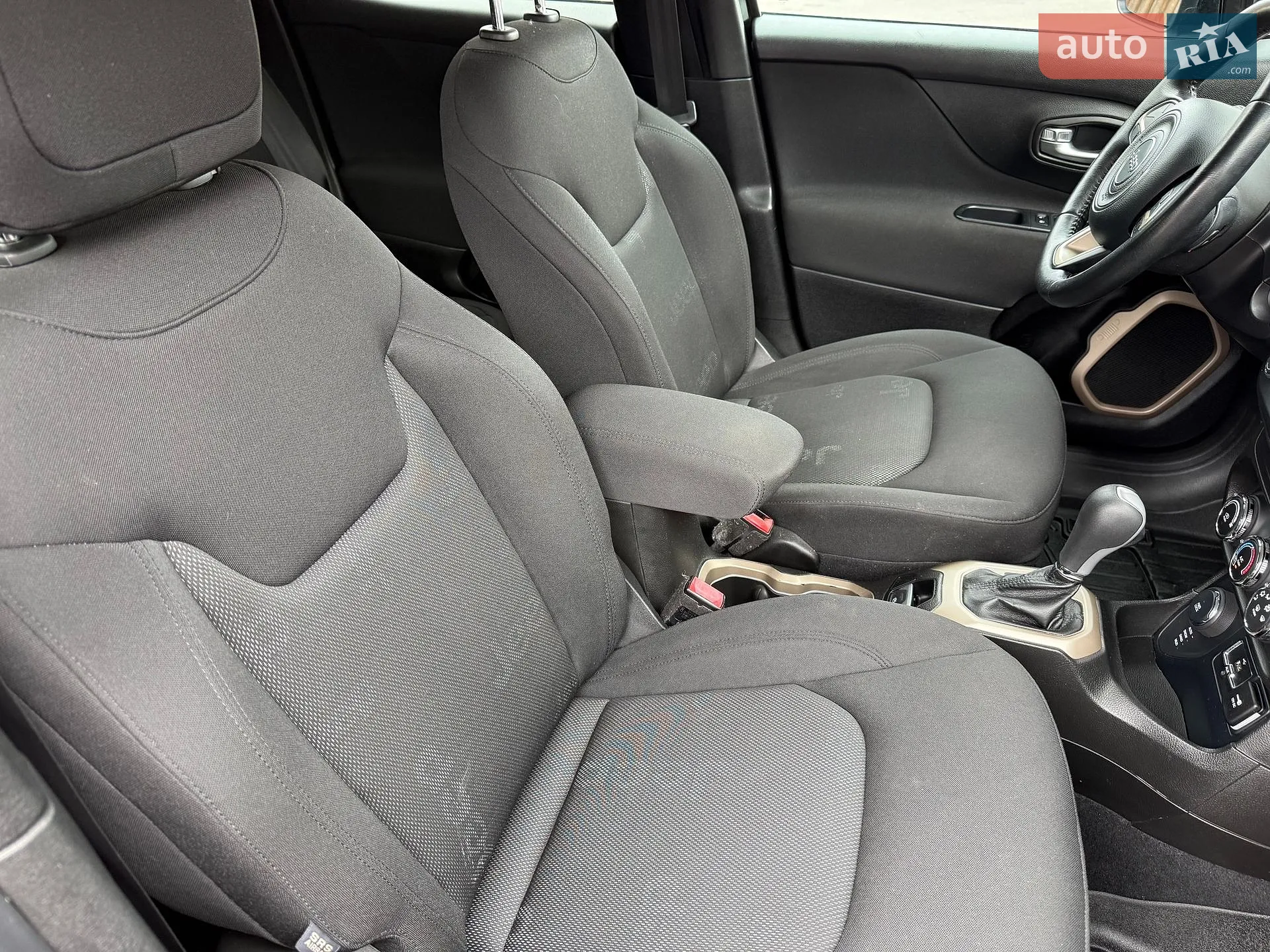 2016 Jeep Renegade - мініатюра 43