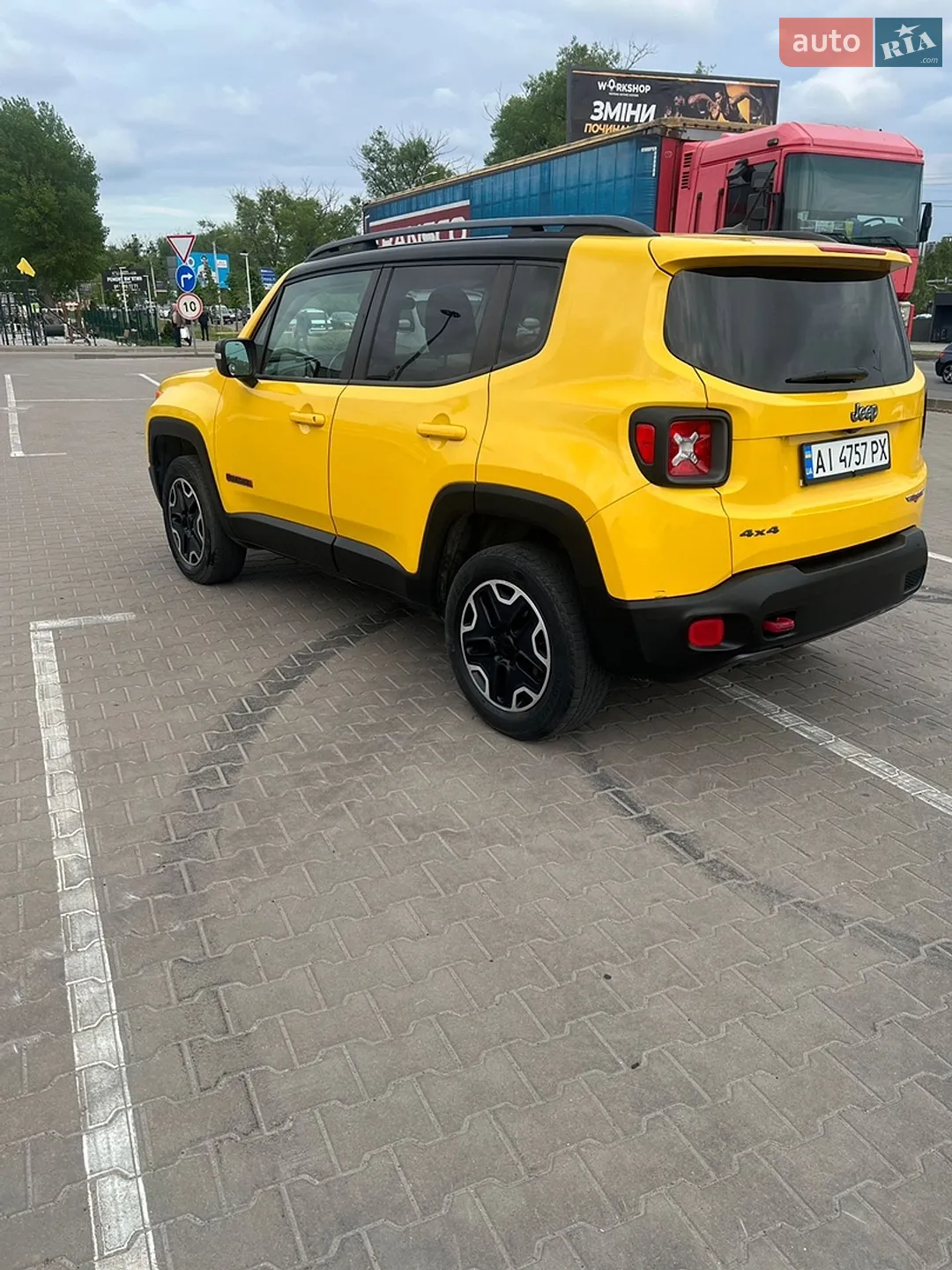 2015 Jeep Renegade - мініатюра 6