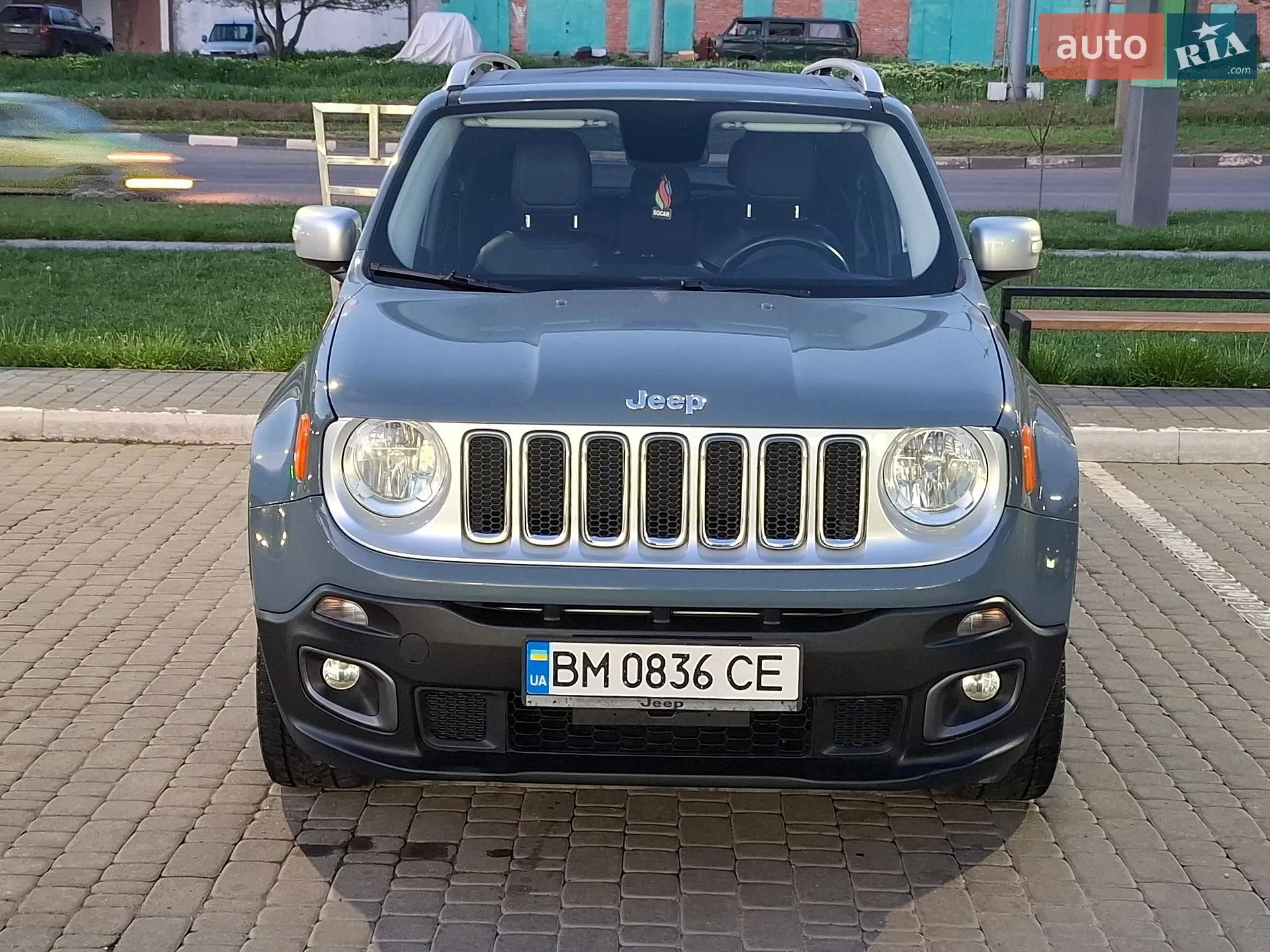 2016 Jeep Renegade - мініатюра 8