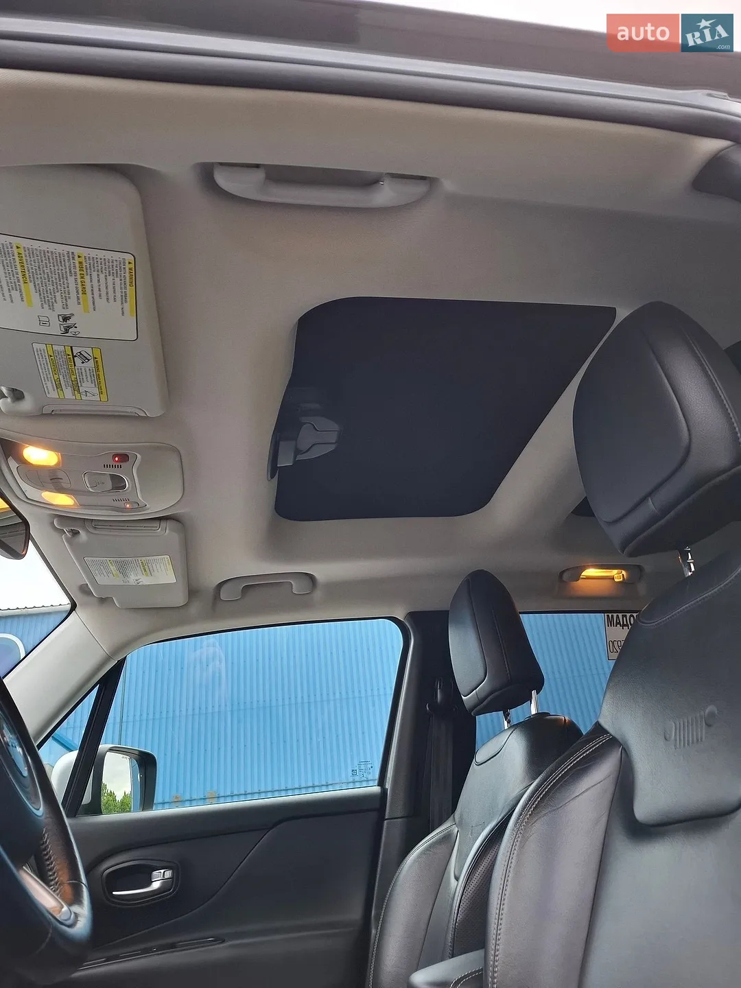 2016 Jeep Renegade - мініатюра 26