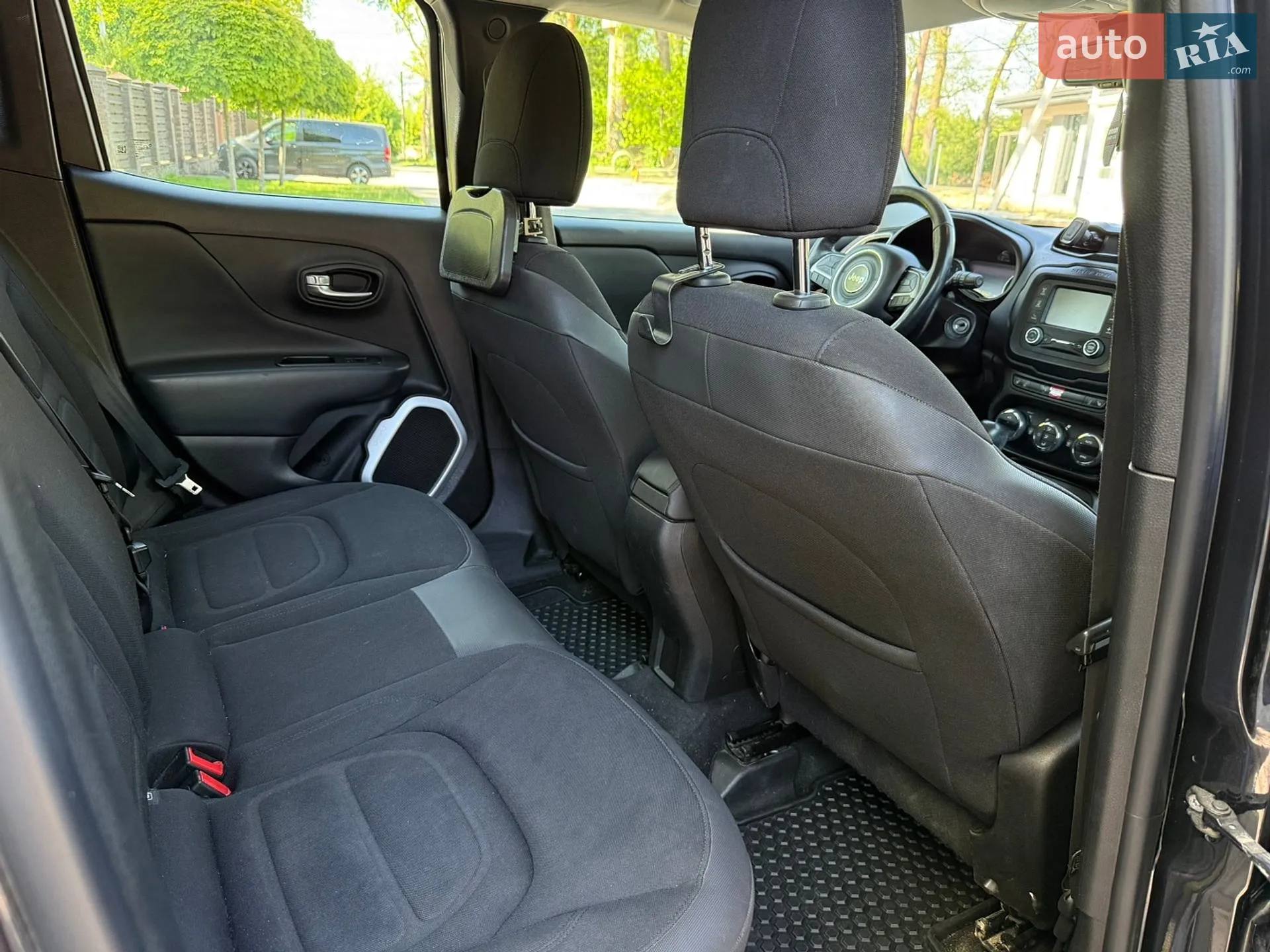 2016 Jeep Renegade - мініатюра 29