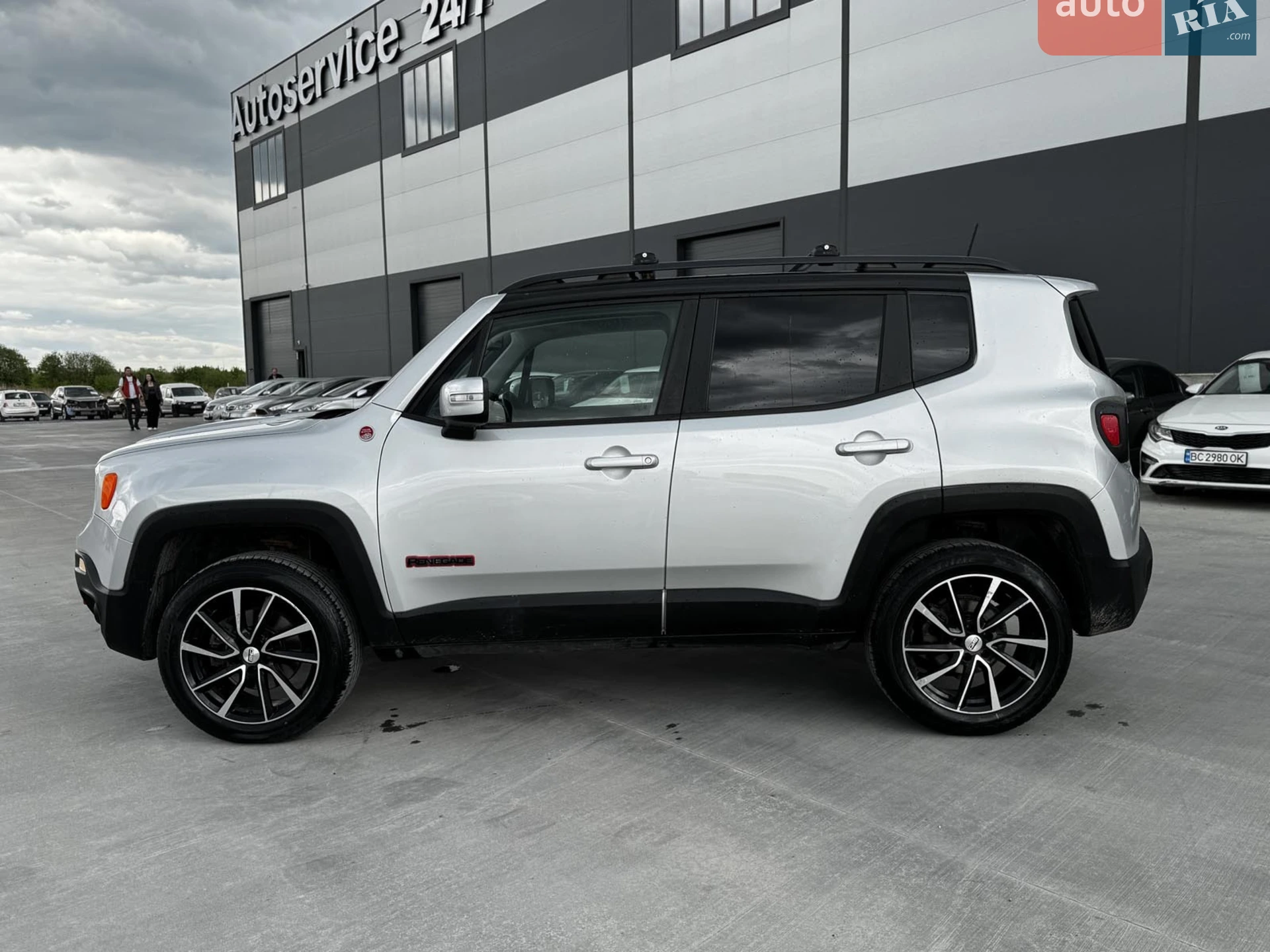 2018 Jeep Renegade - мініатюра 17
