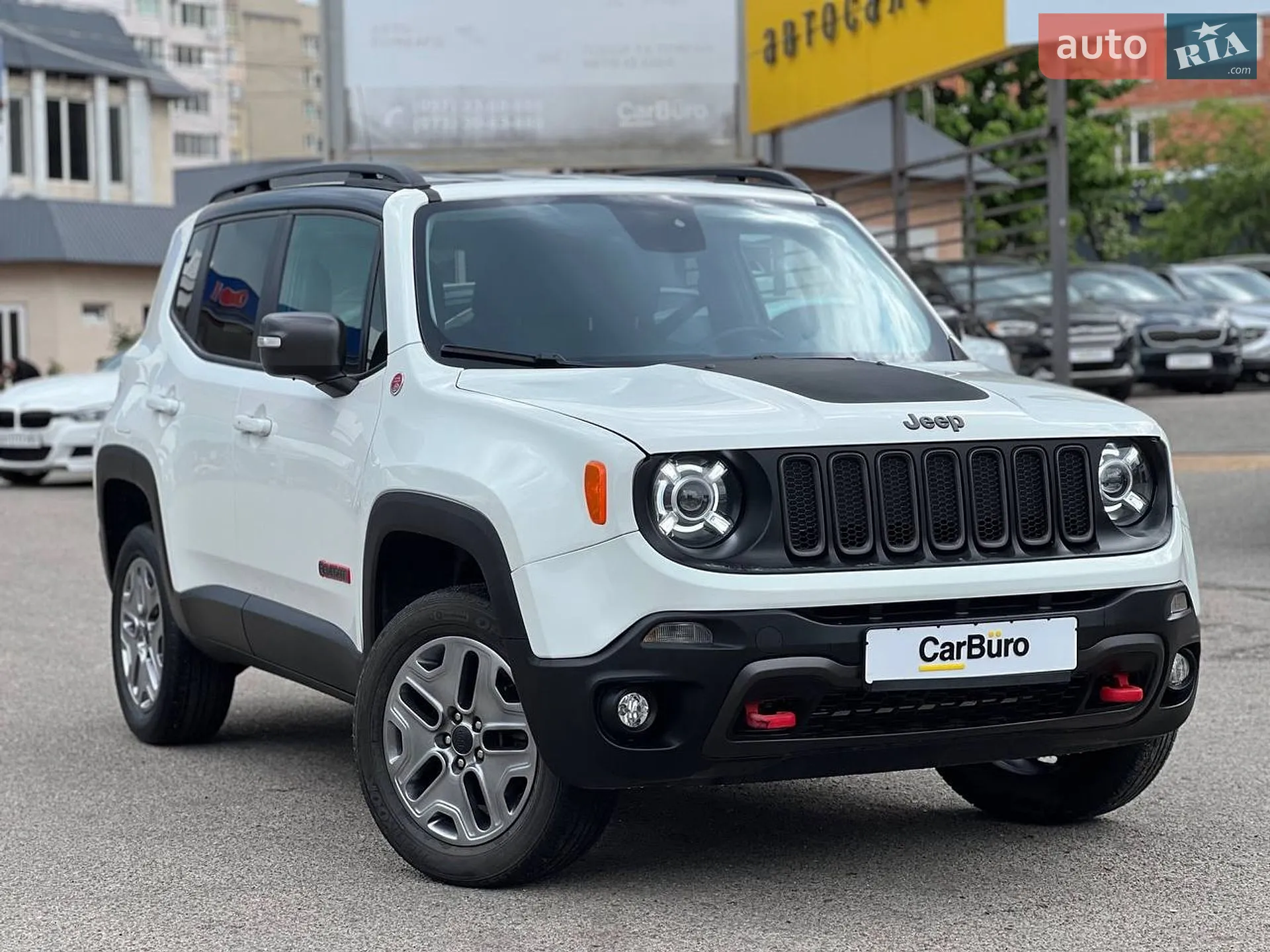 2016 Jeep Renegade - мініатюра 2