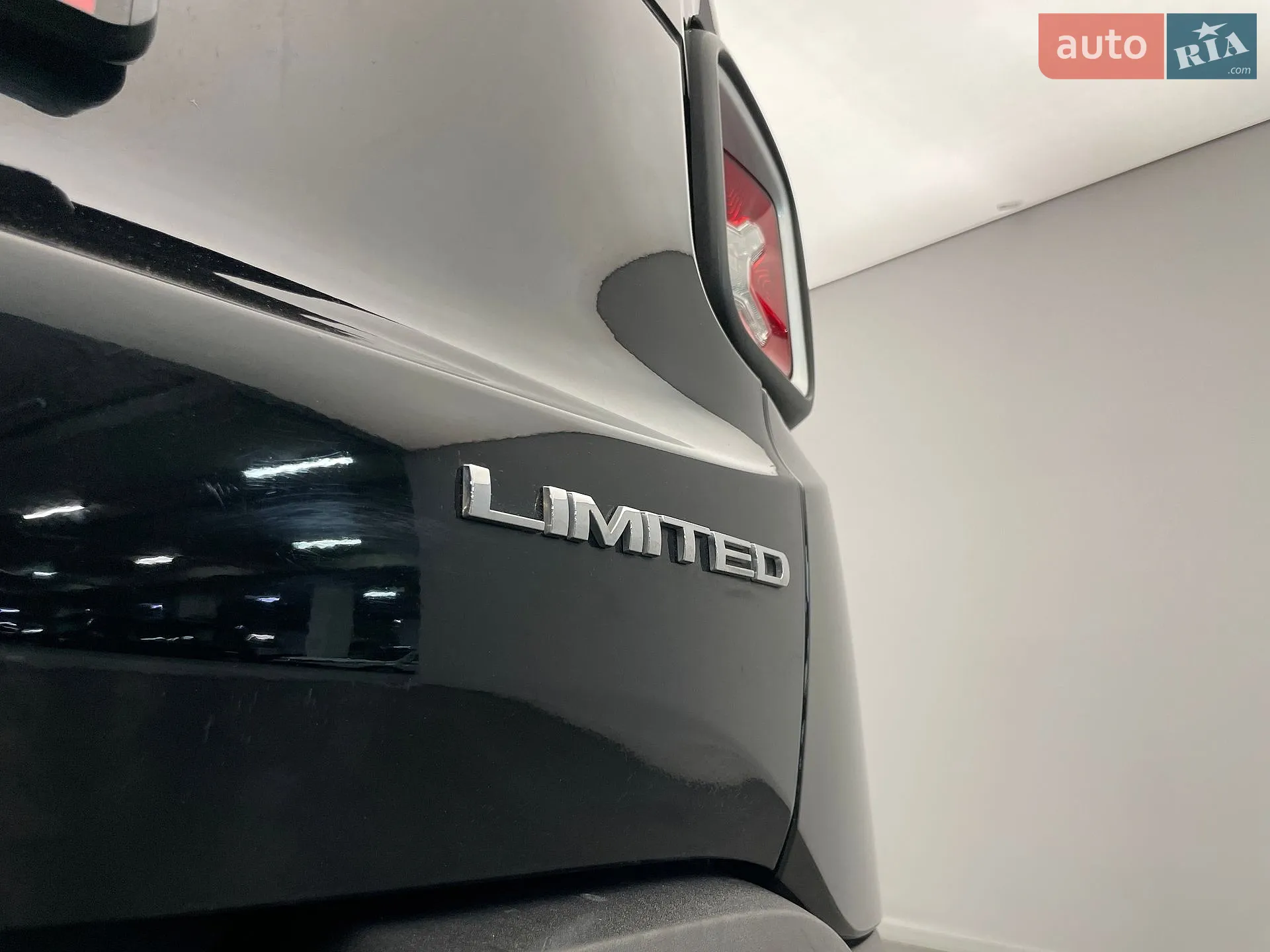 2015 Jeep Renegade - мініатюра 8