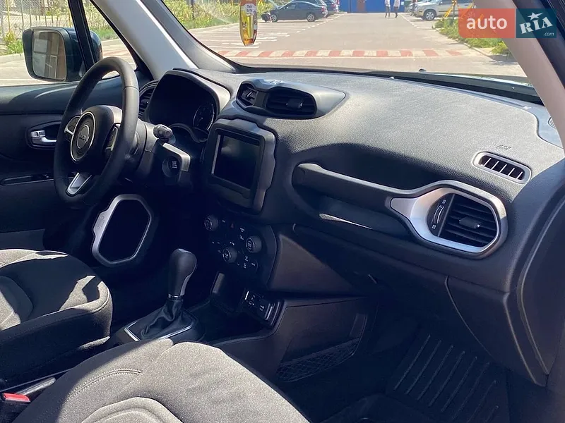 Jeep Renegade 2021 VIN ZACNJCBB5MPN11980 фото оголошення 9 з 64