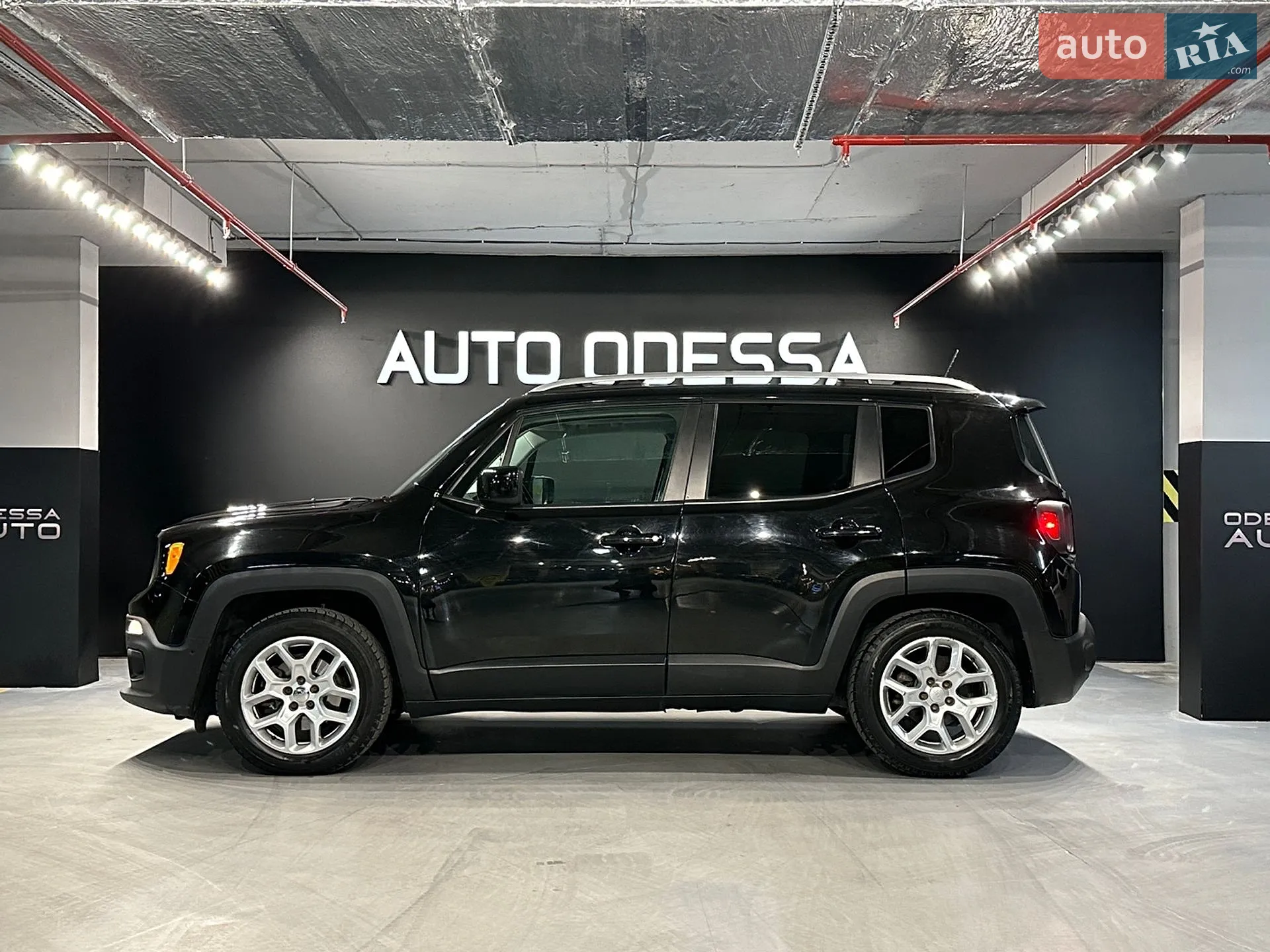 2015 Jeep Renegade - мініатюра 4