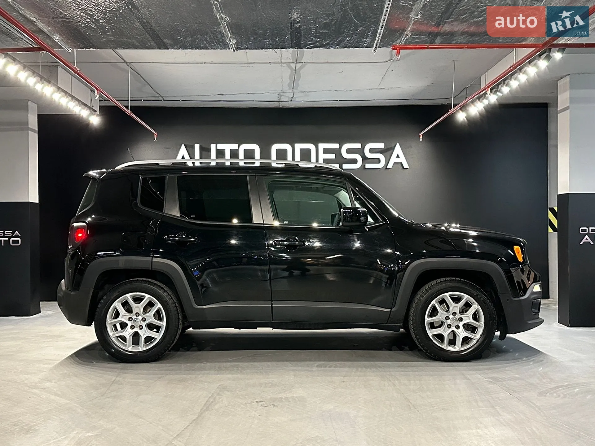 2015 Jeep Renegade - мініатюра 5