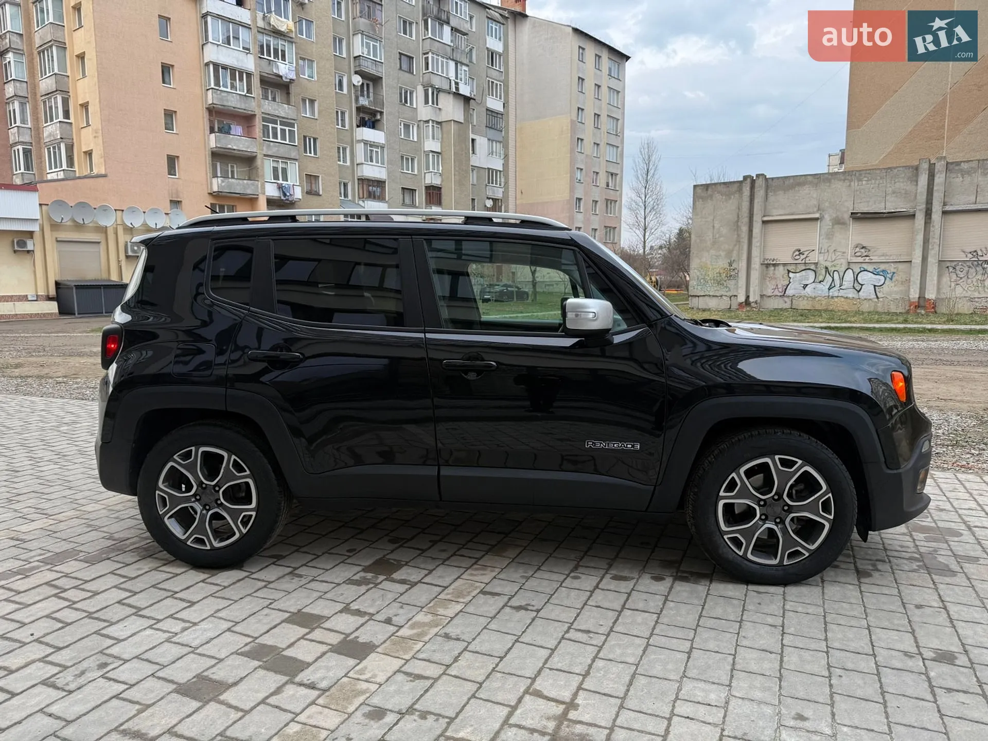 2016 Jeep Renegade - мініатюра 11