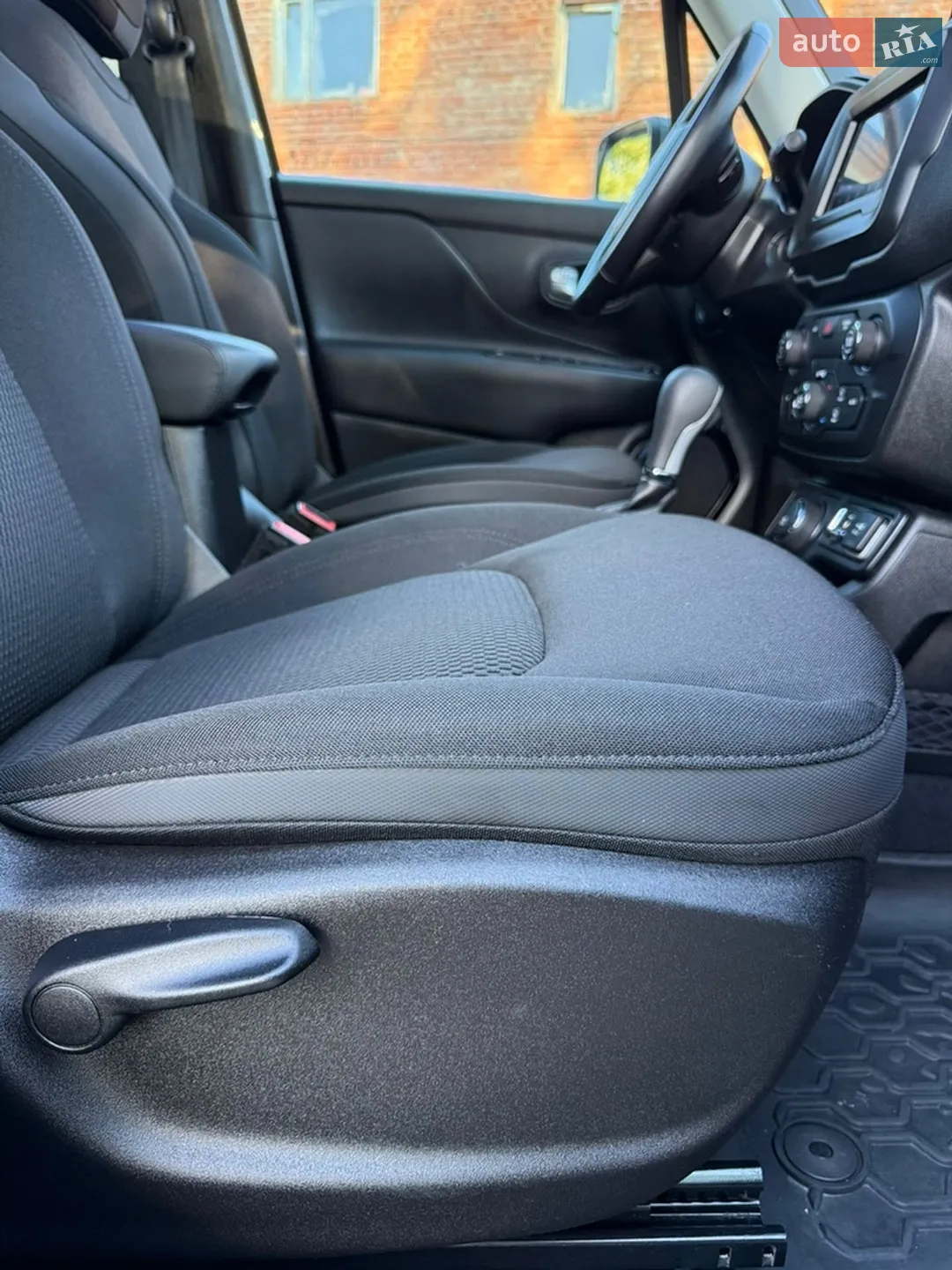 2018 Jeep Renegade - мініатюра 51