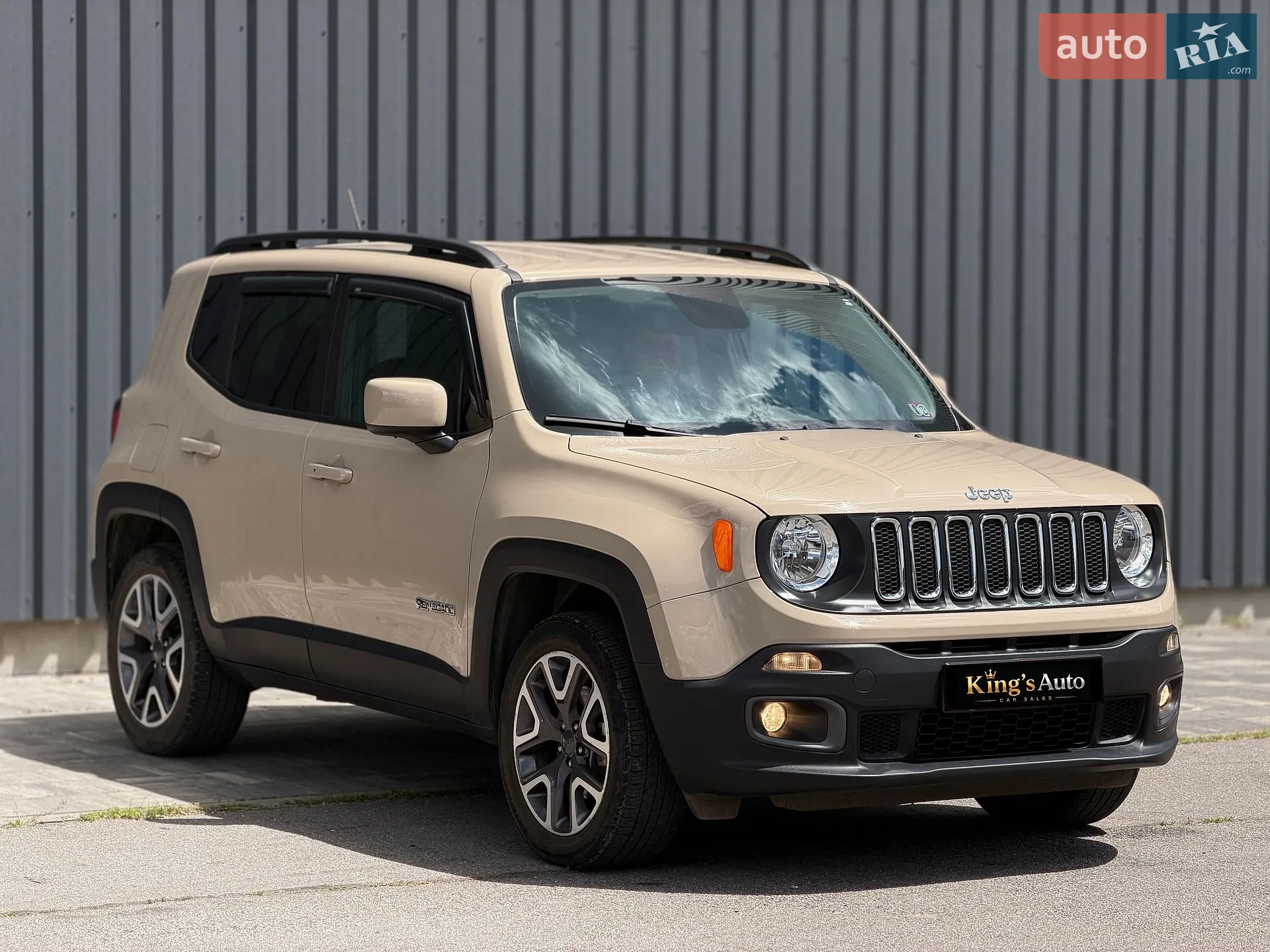 2016 Jeep Renegade - мініатюра 2