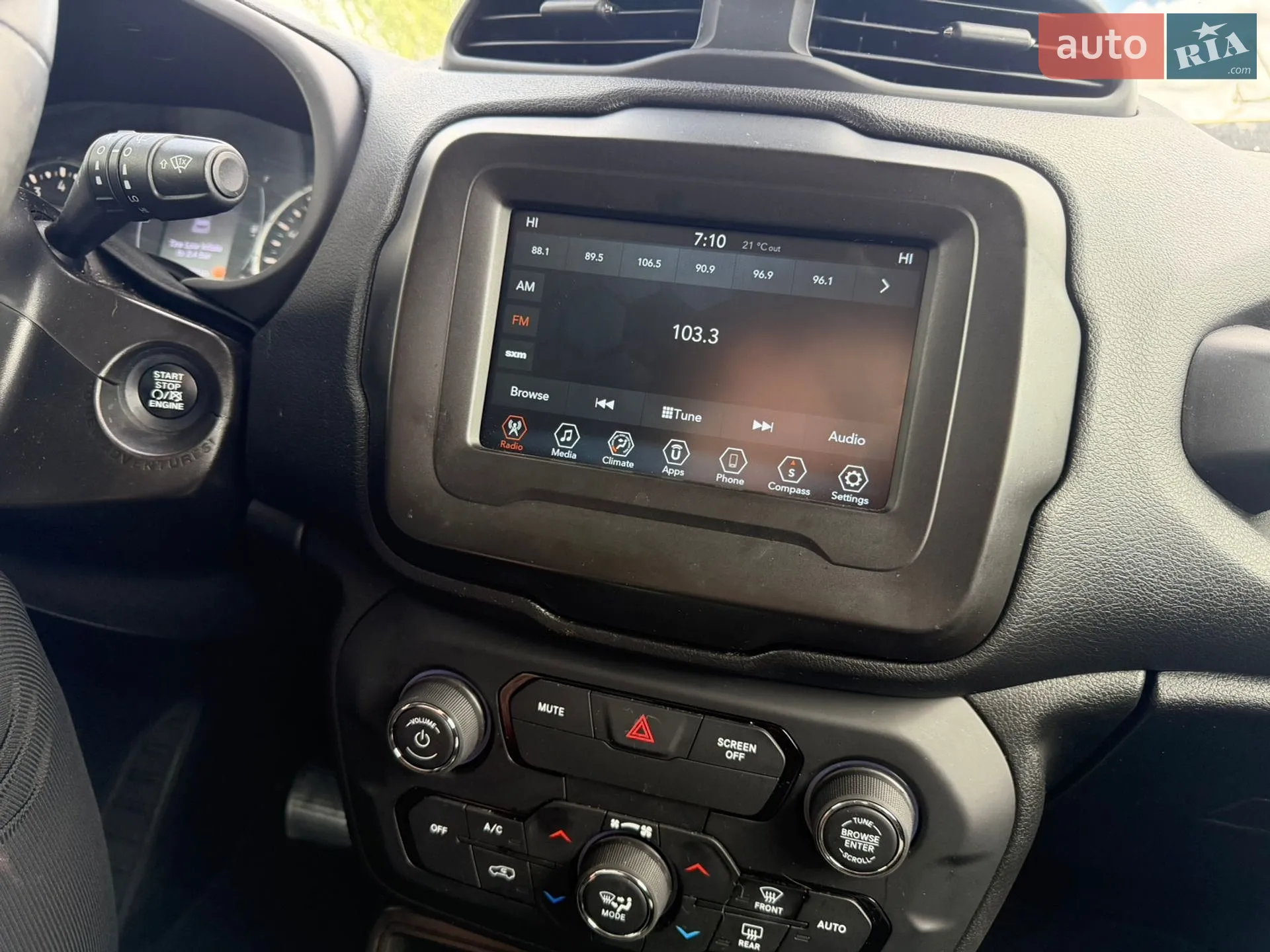 2020 Jeep Renegade - мініатюра 10