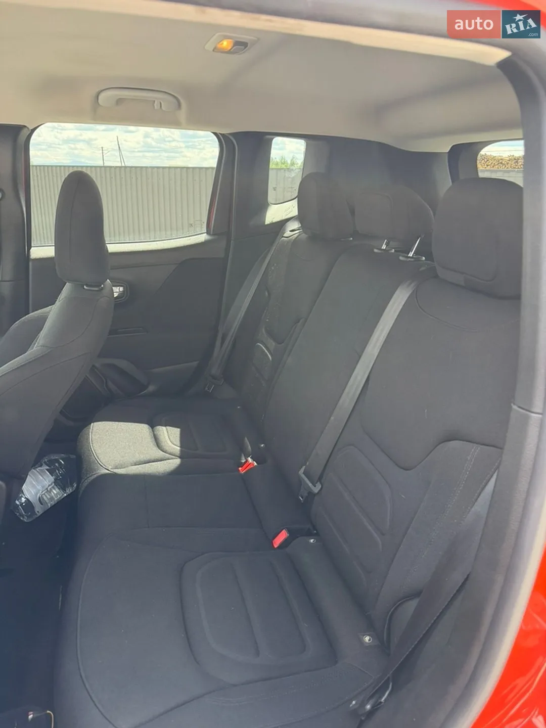 2020 Jeep Renegade - мініатюра 12
