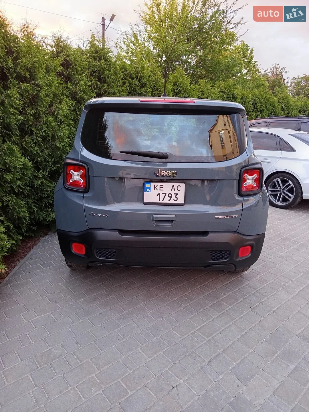2018 Jeep Renegade - мініатюра 16